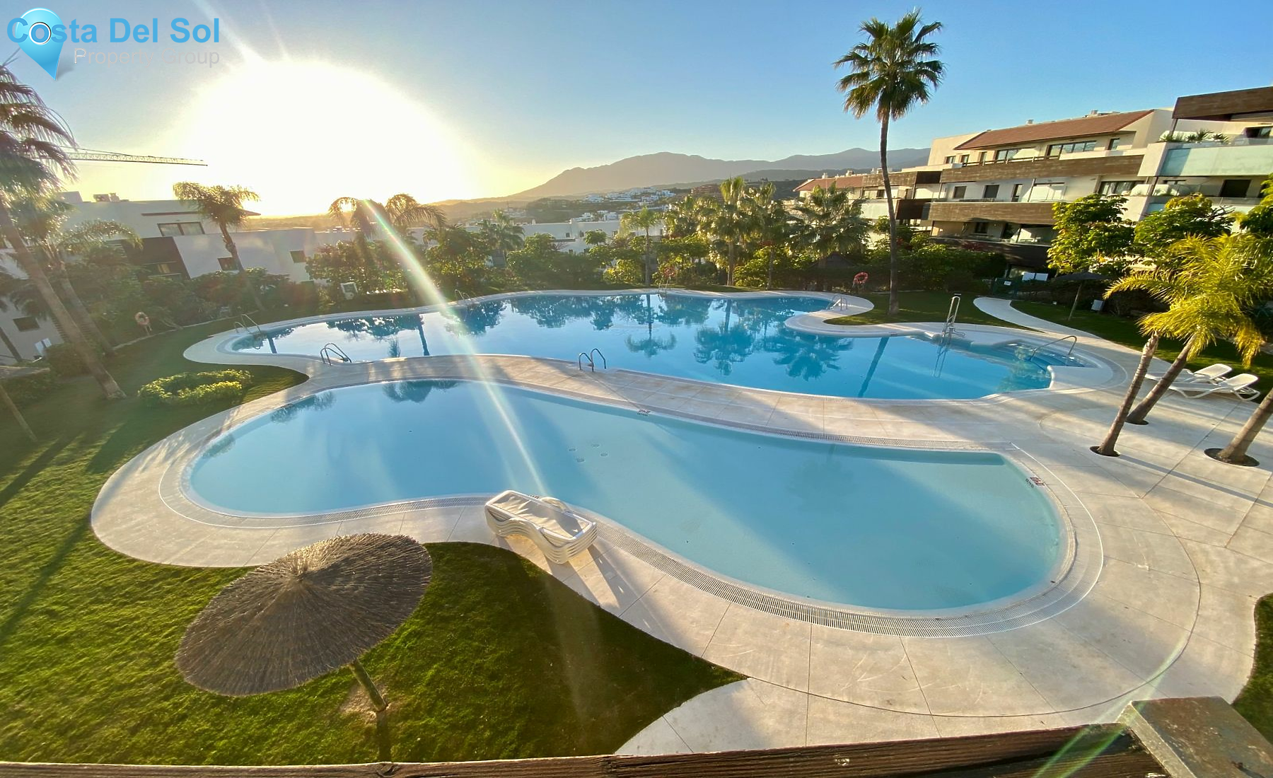 Middle Floor Apartment in Benahavís-1217907