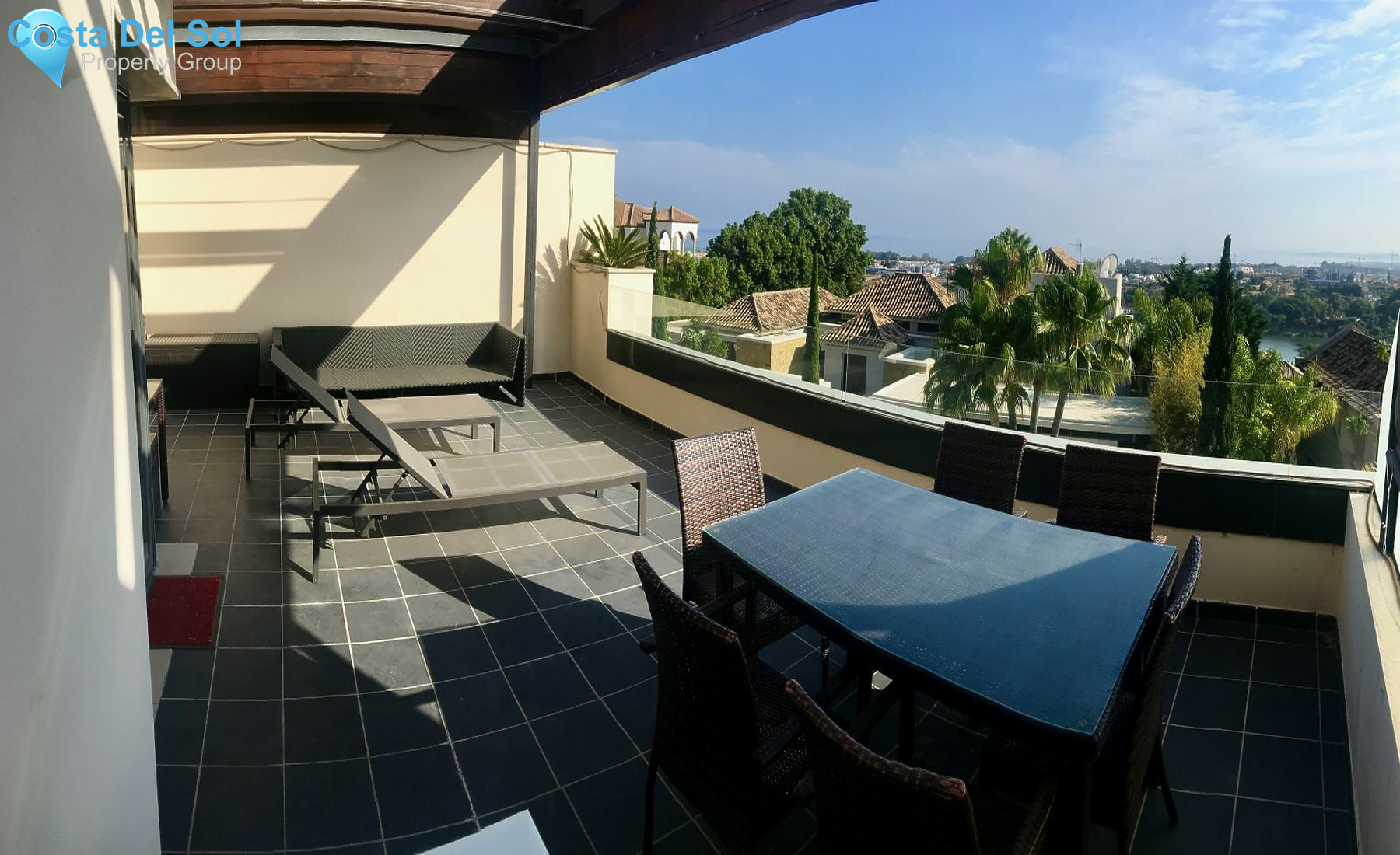 Middle Floor Apartment in Benahavís-1217896