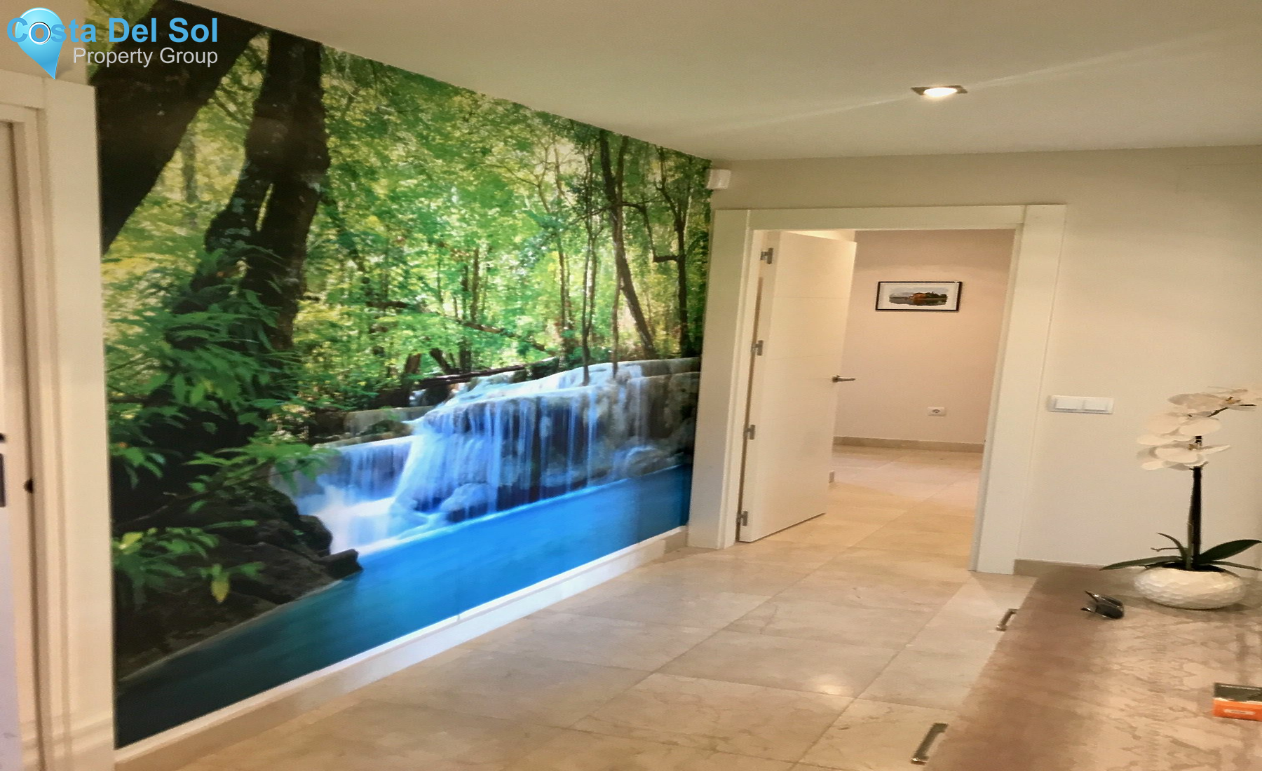 Middle Floor Apartment in Benahavís-1217902