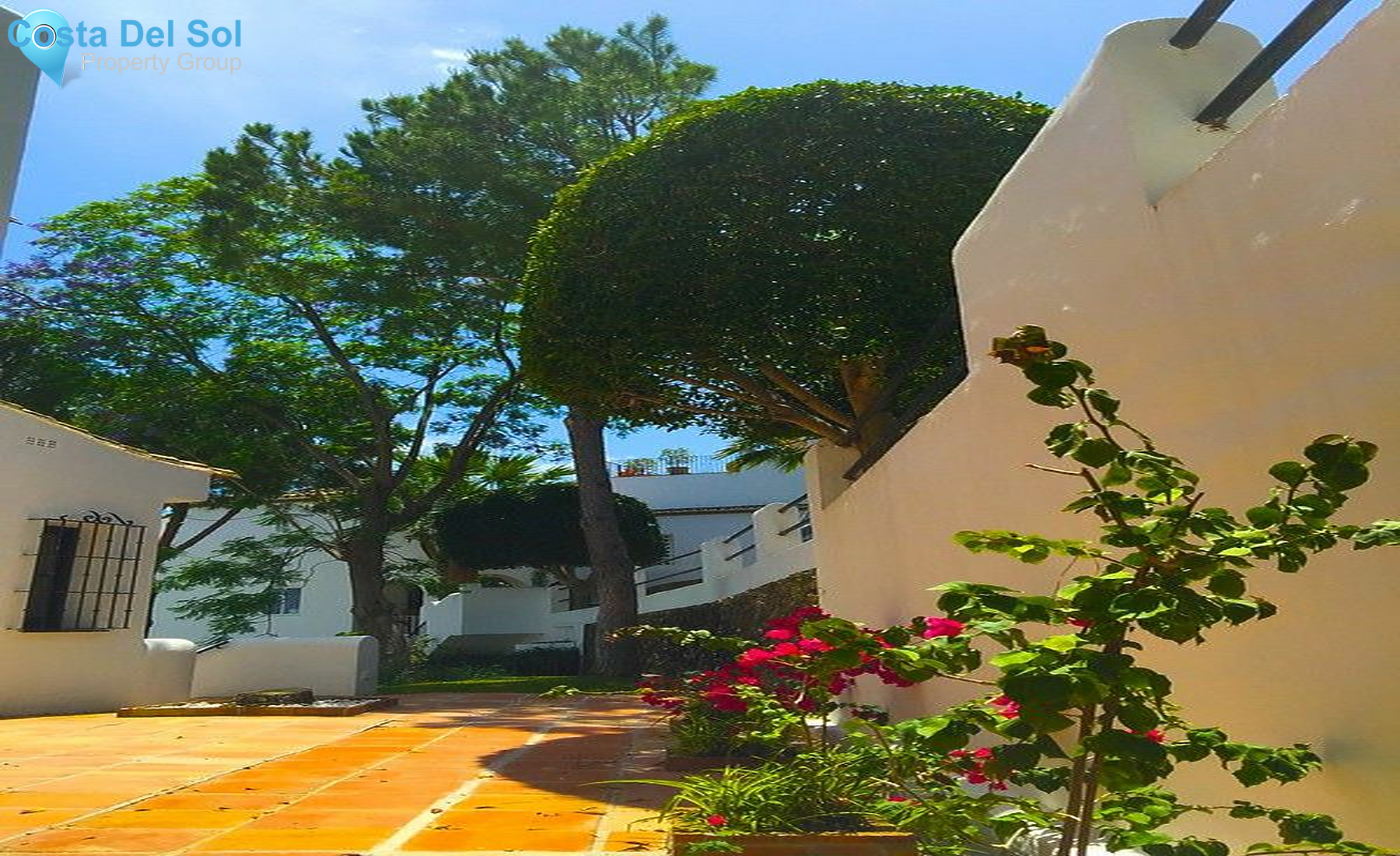 Middle Floor Apartment in Benahavís-1219410