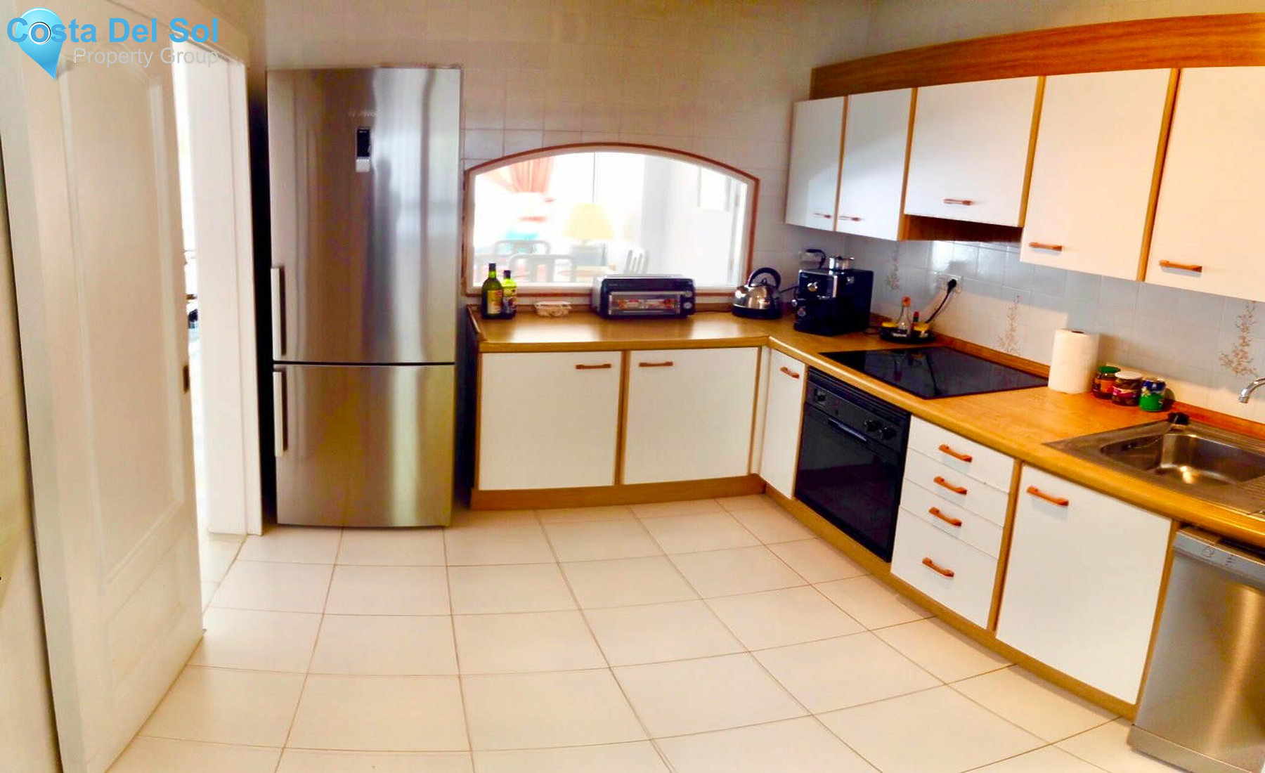 Middle Floor Apartment in Benahavís-1219404