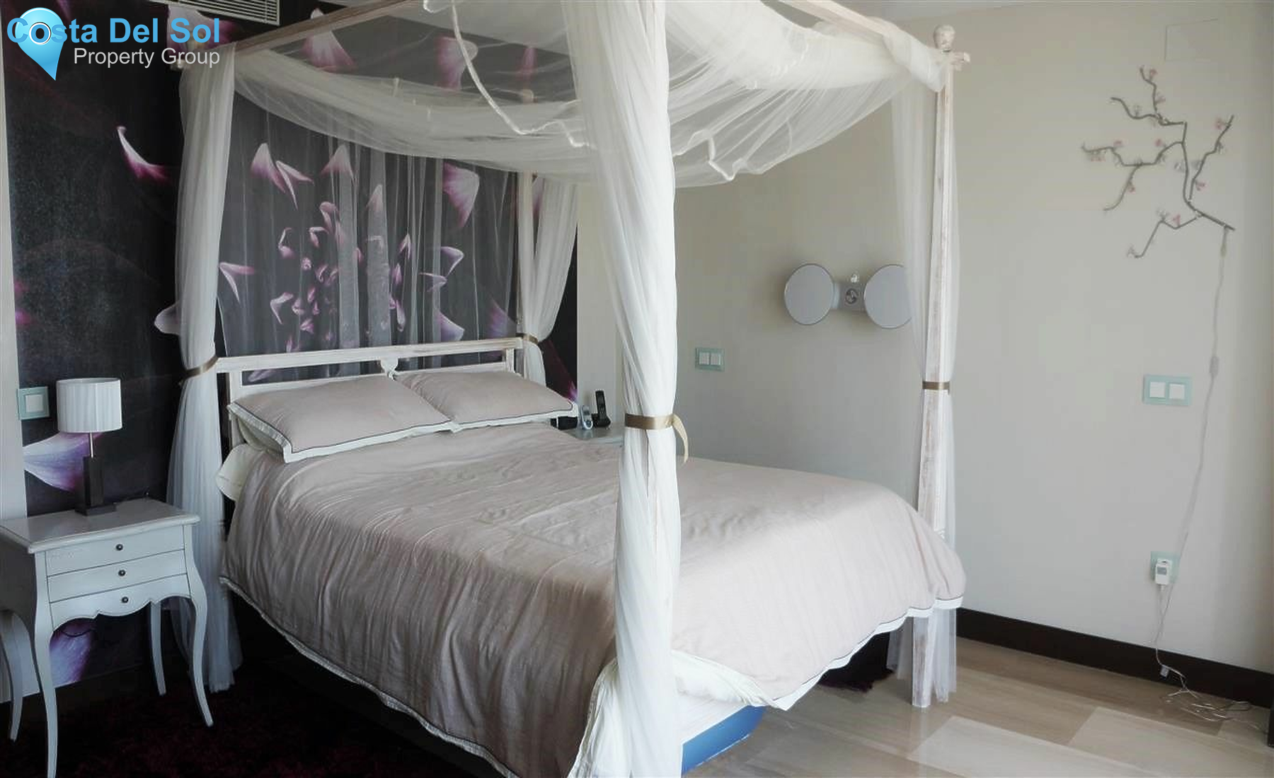 Middle Floor Apartment in Benahavís-1220810