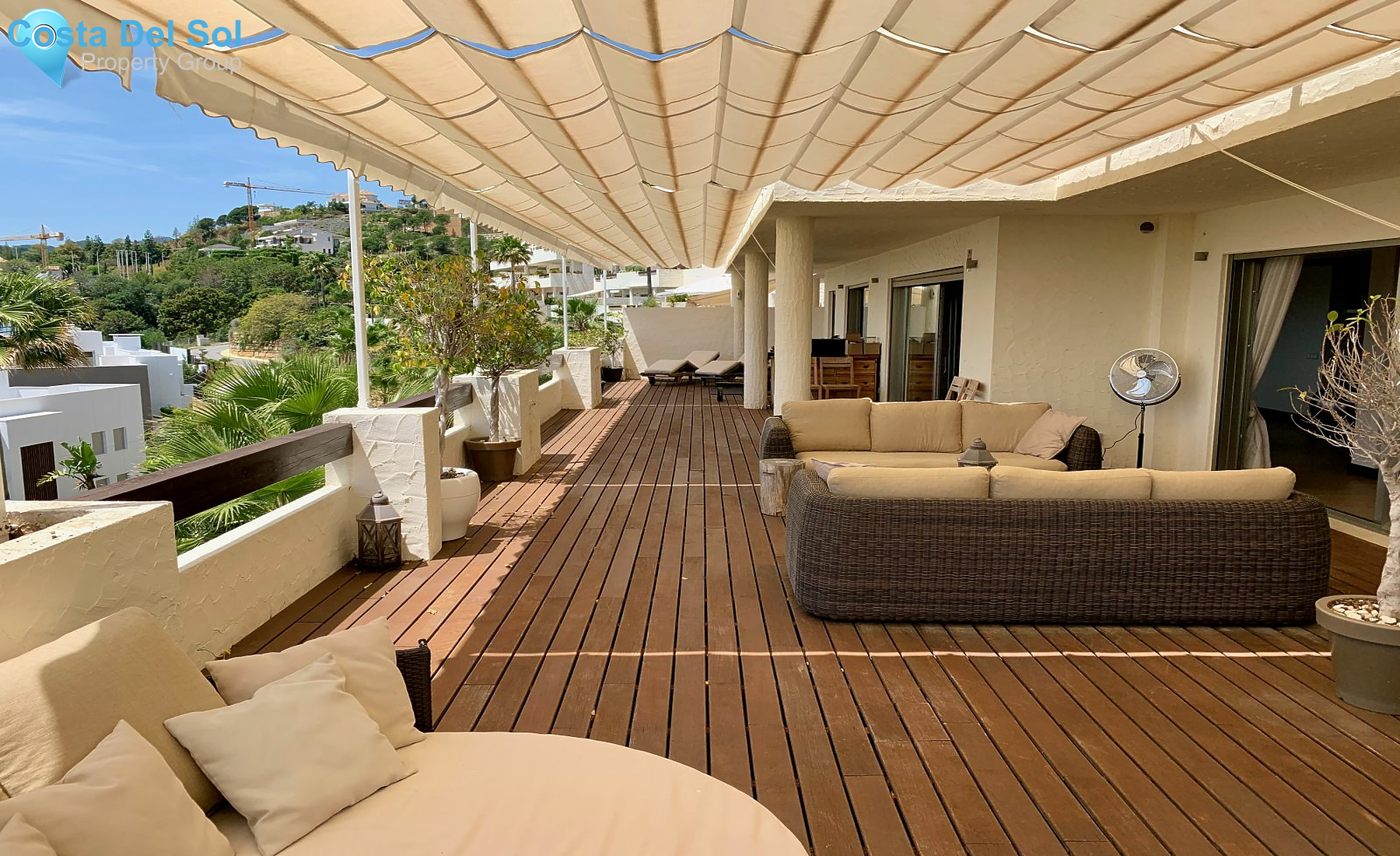 Middle Floor Apartment in Benahavís-1220798