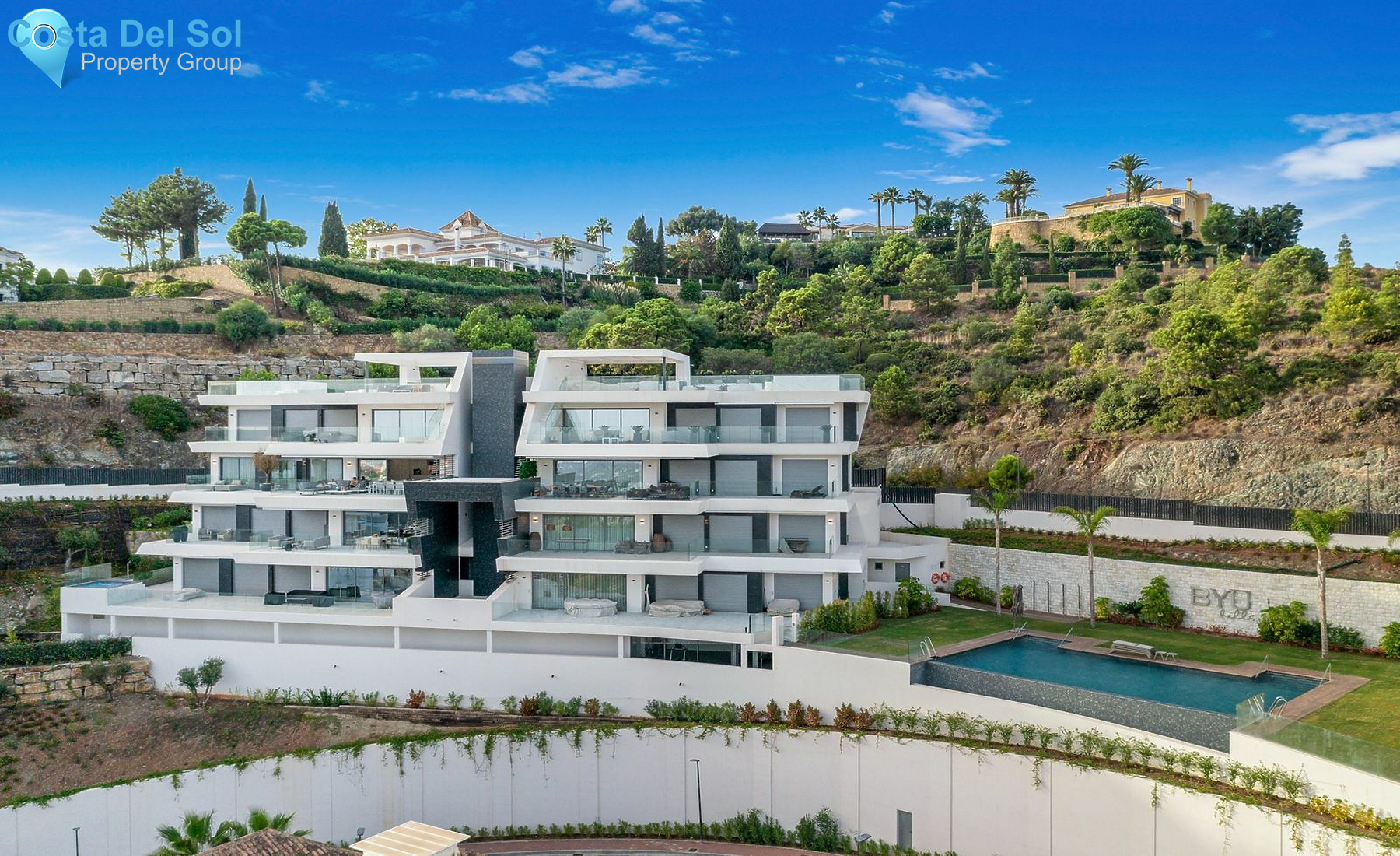Middle Floor Apartment in Benahavís