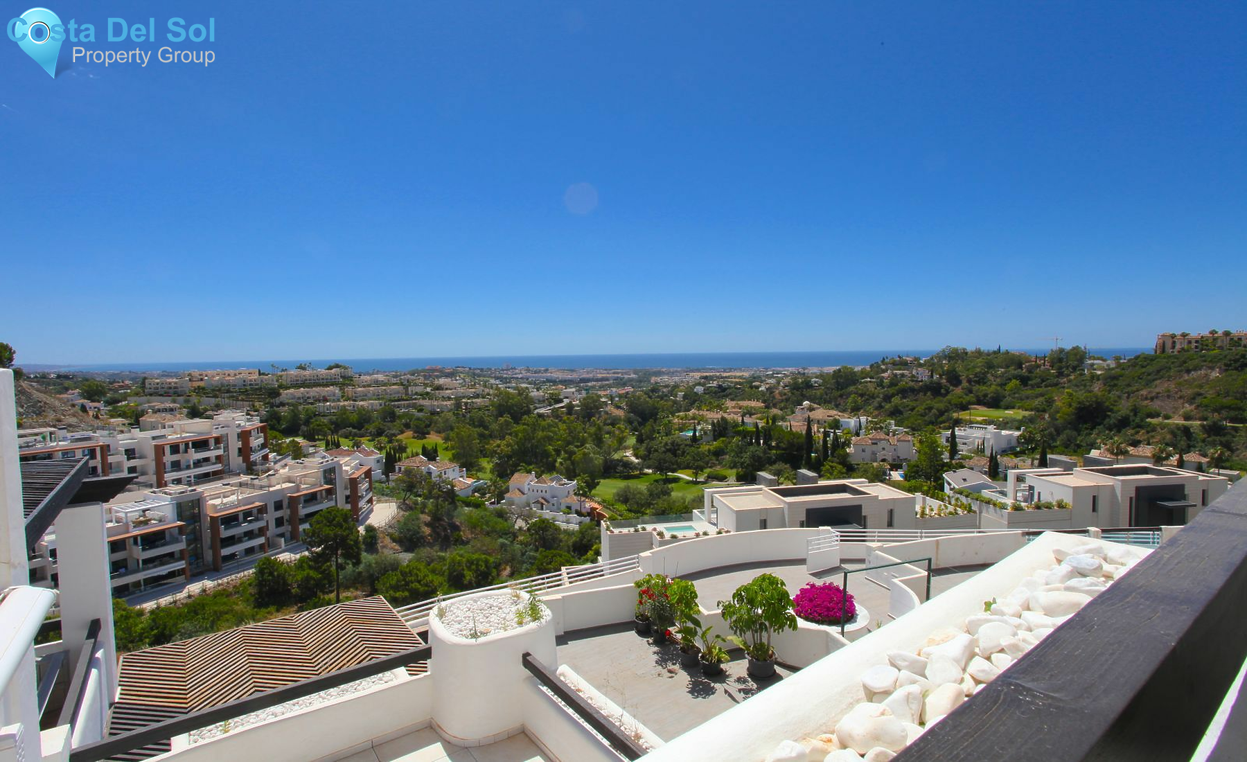 Middle Floor Apartment in Benahavís-1470700