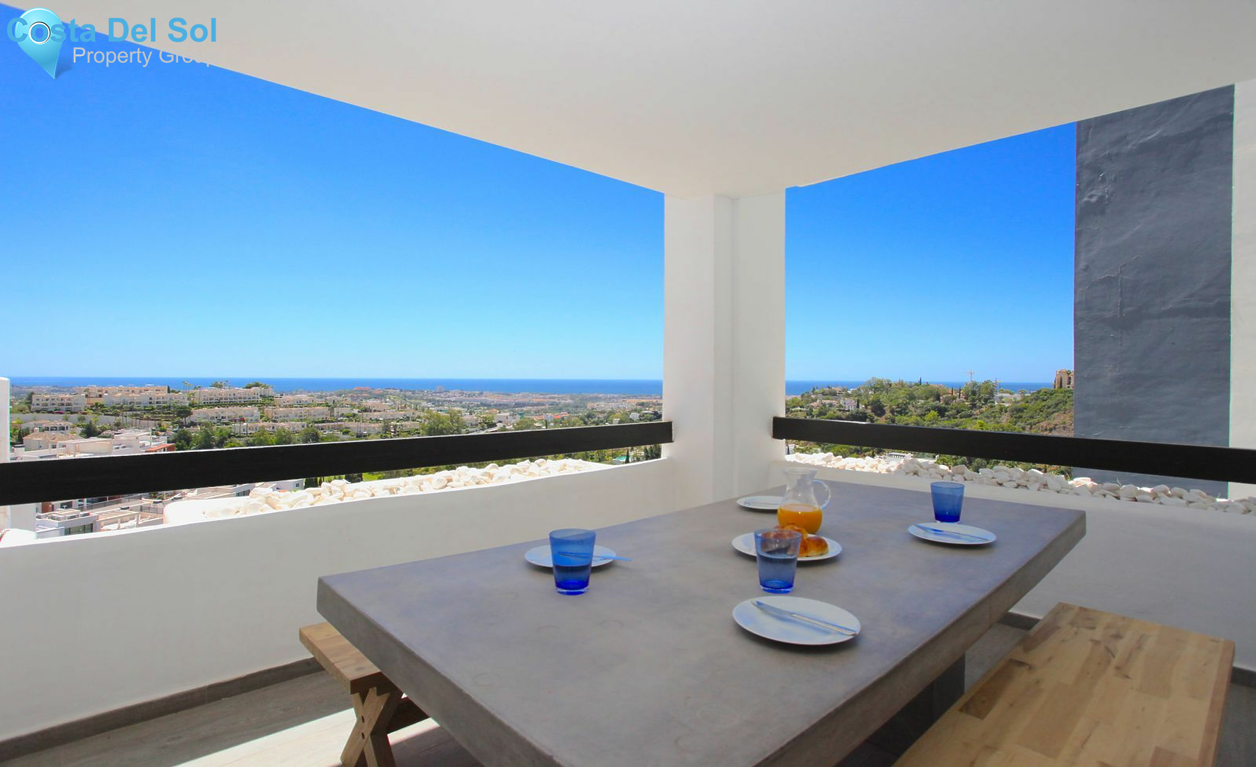 Middle Floor Apartment in Benahavís-1470684