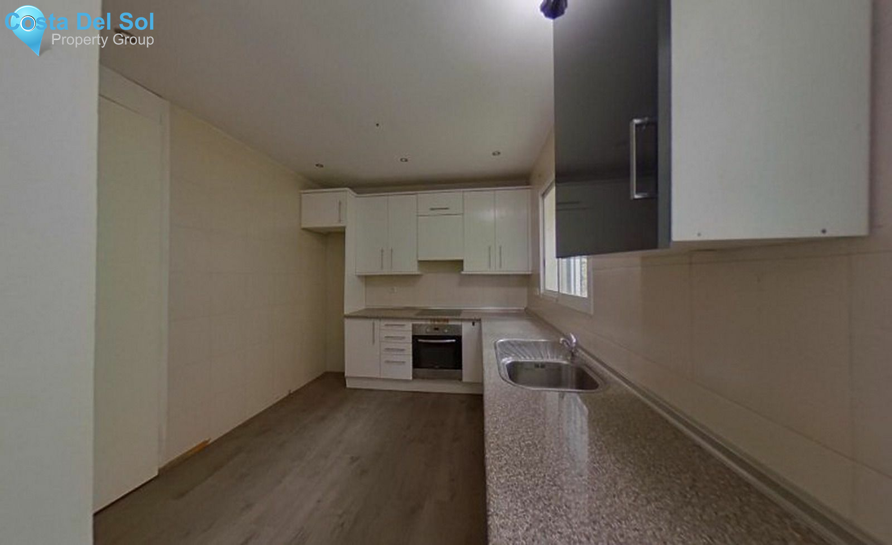 Middle Floor Apartment in Benahavís-1473052