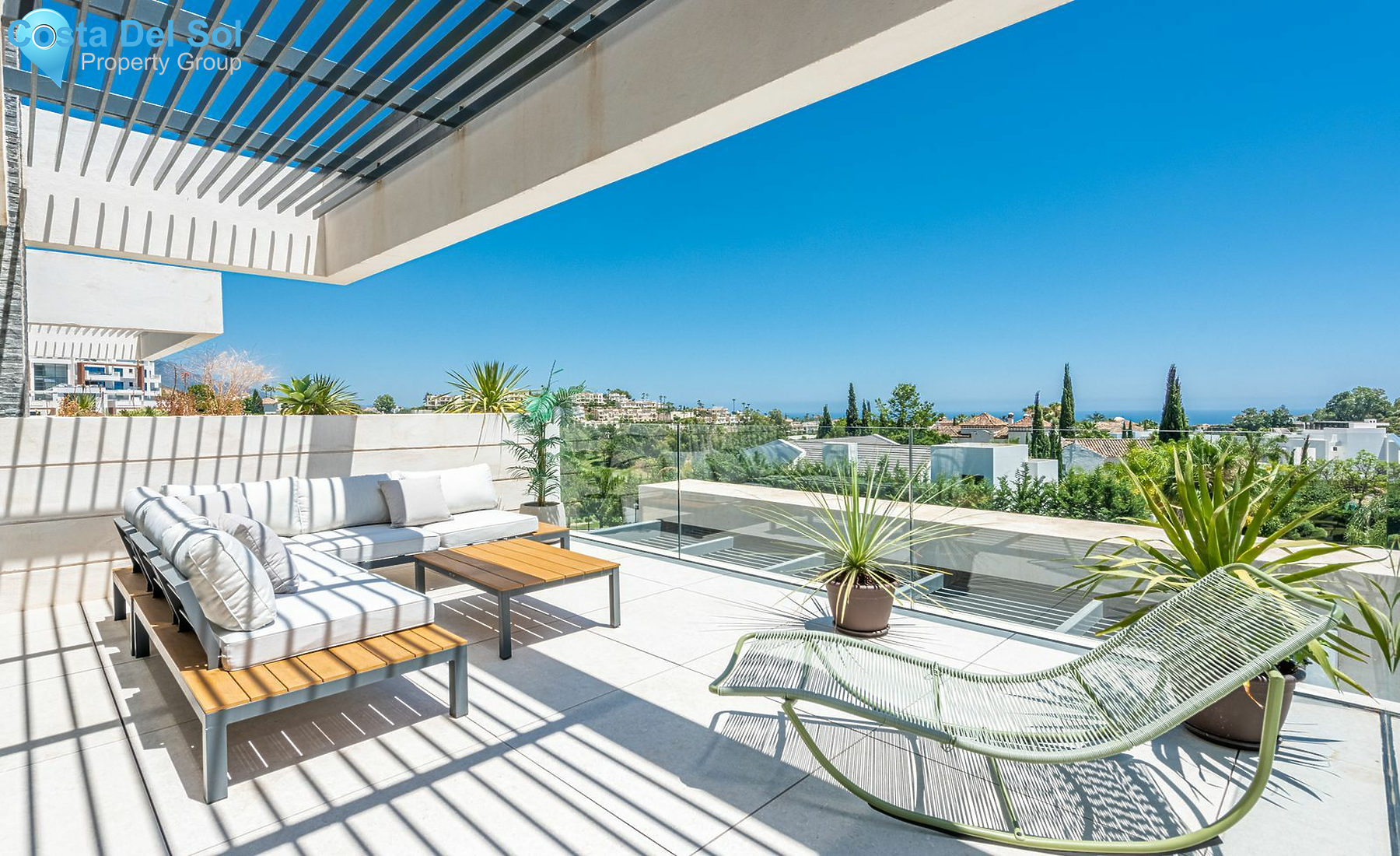 Middle Floor Apartment in Benahavís-1513396
