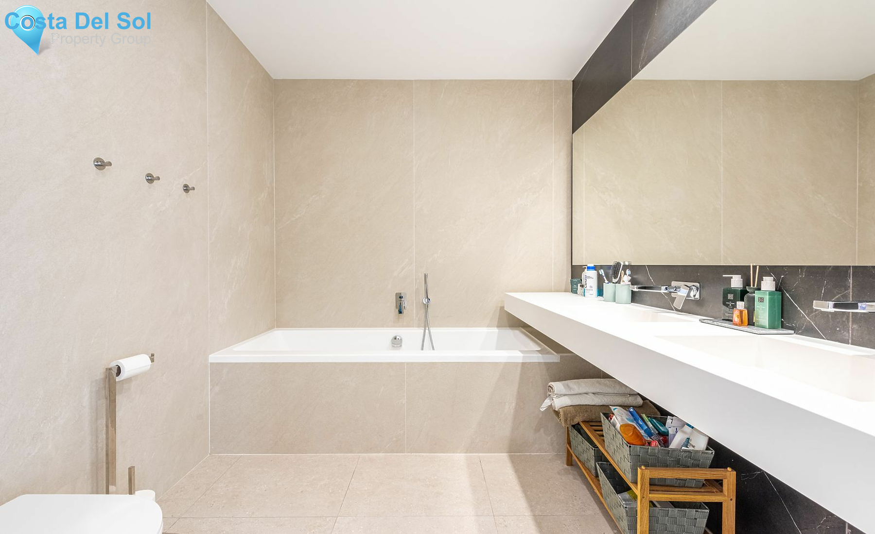 Middle Floor Apartment in Benahavís-1513391