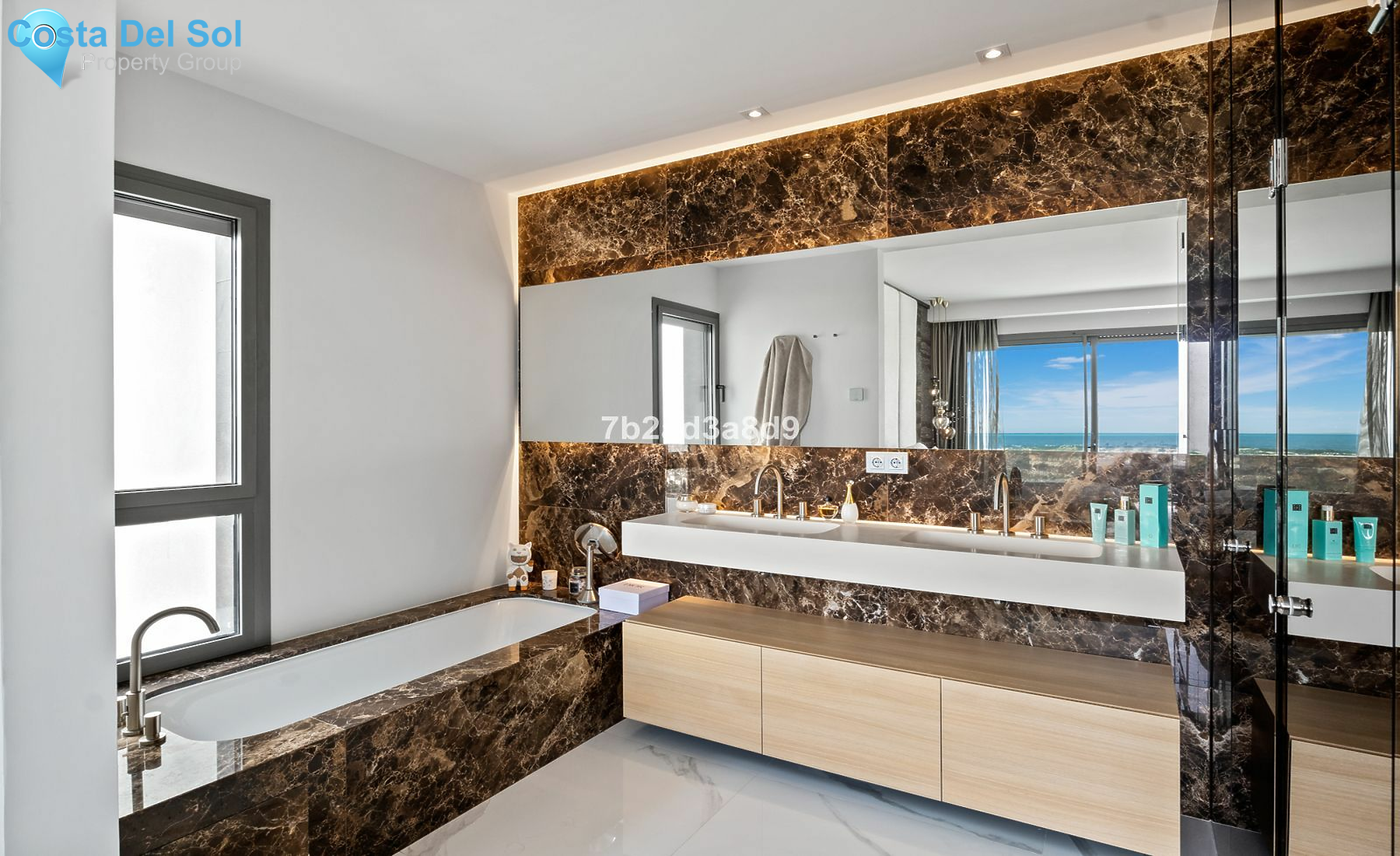 Middle Floor Apartment in Benahavís-1552401