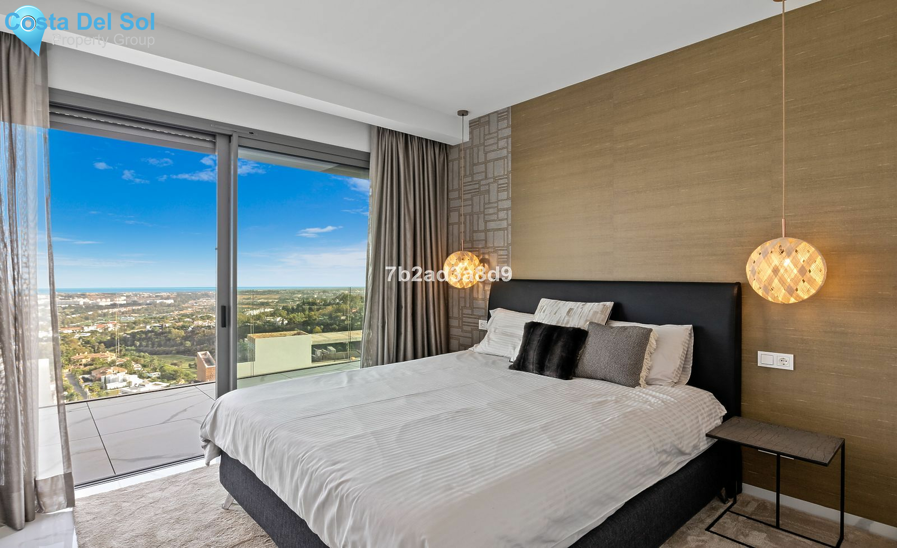 Middle Floor Apartment in Benahavís-1552403