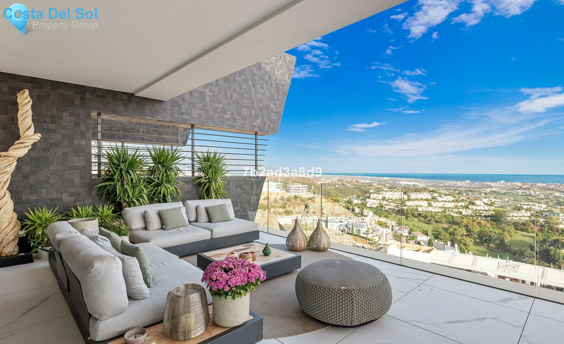 Middle Floor Apartment in Benahavís-1552393