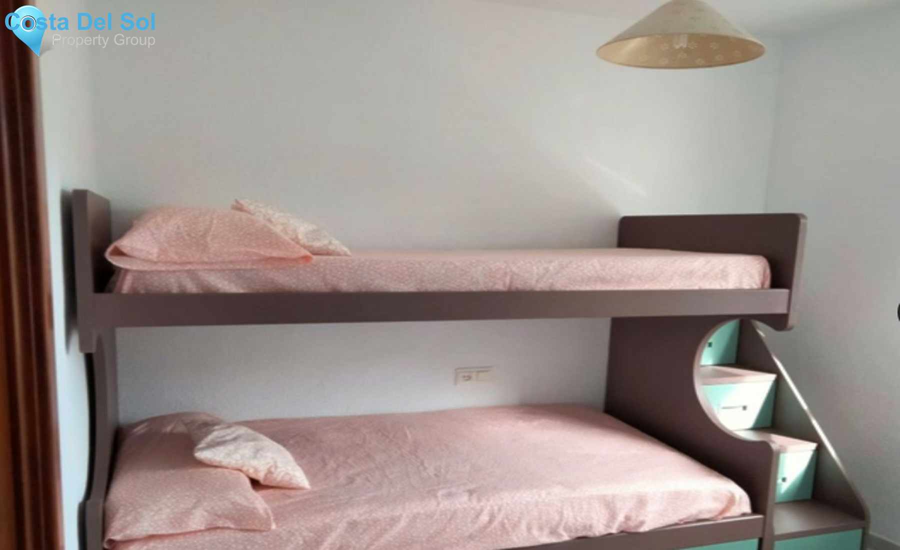 Middle Floor Apartment in Benalmadena Costa