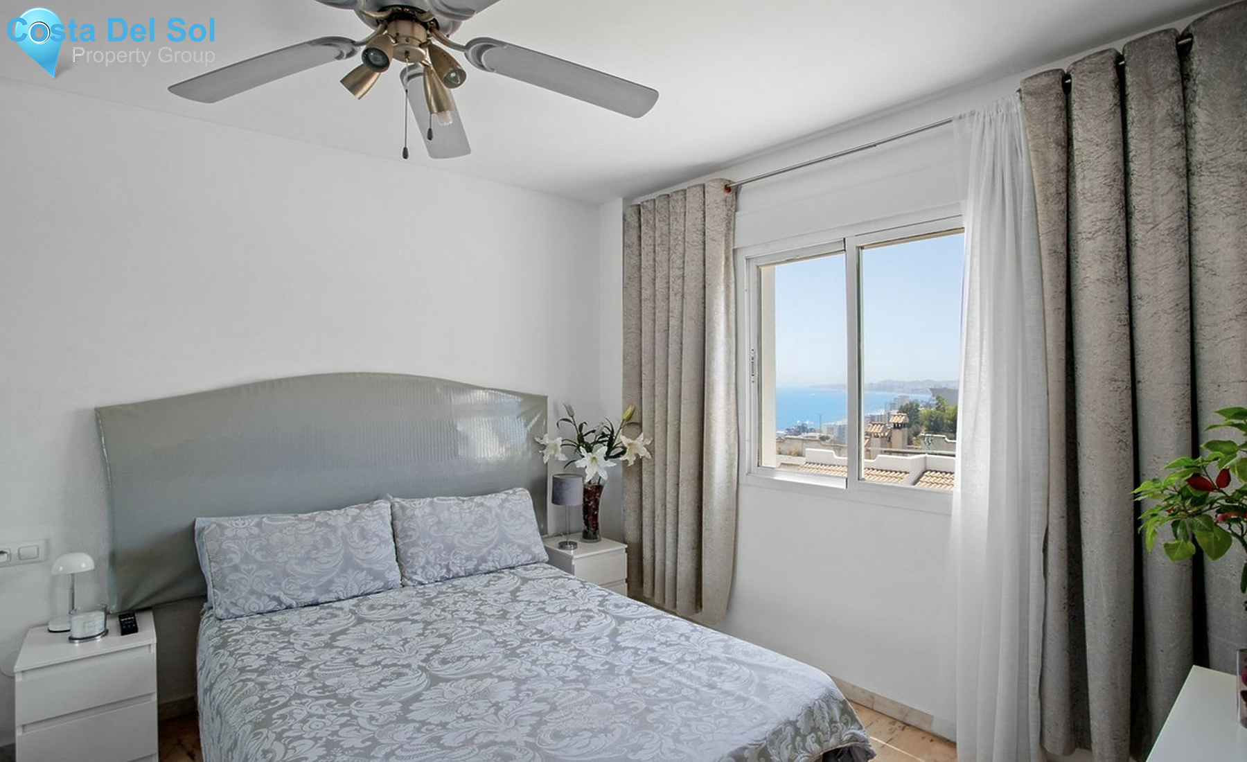 Middle Floor Apartment in Benalmadena Costa-1404463
