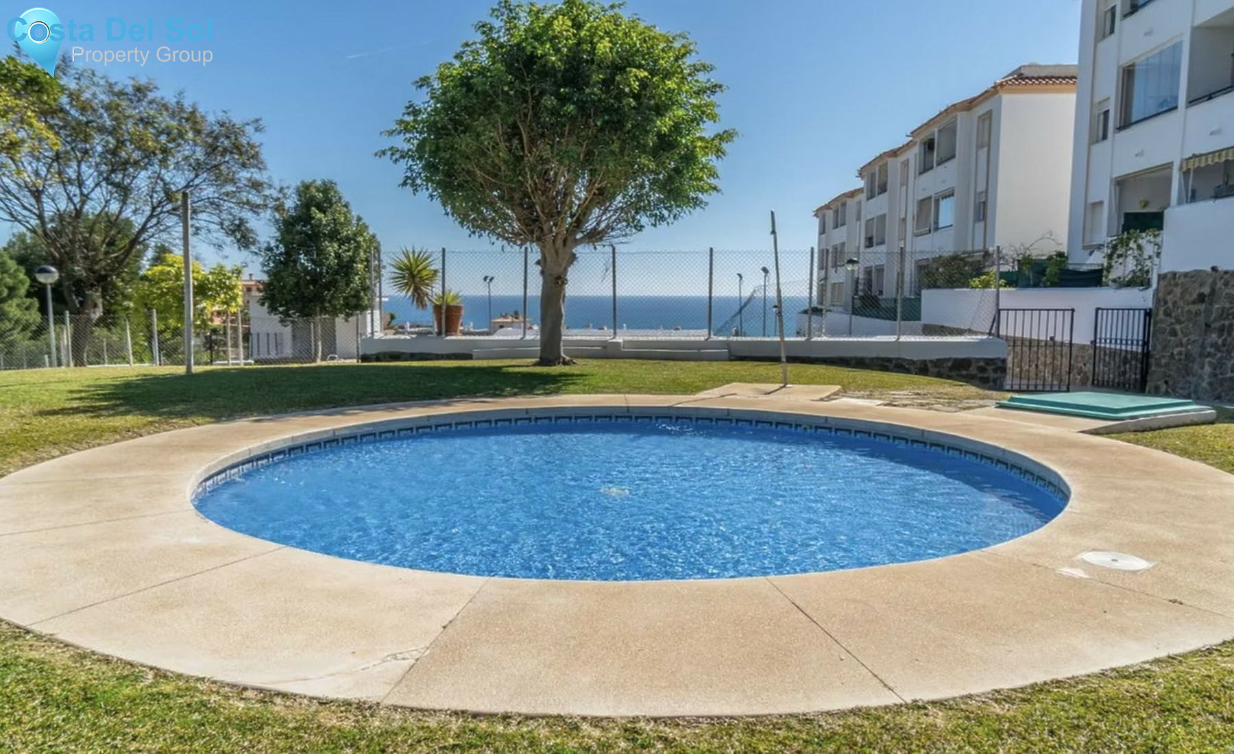Middle Floor Apartment in Benalmadena Costa-1404466