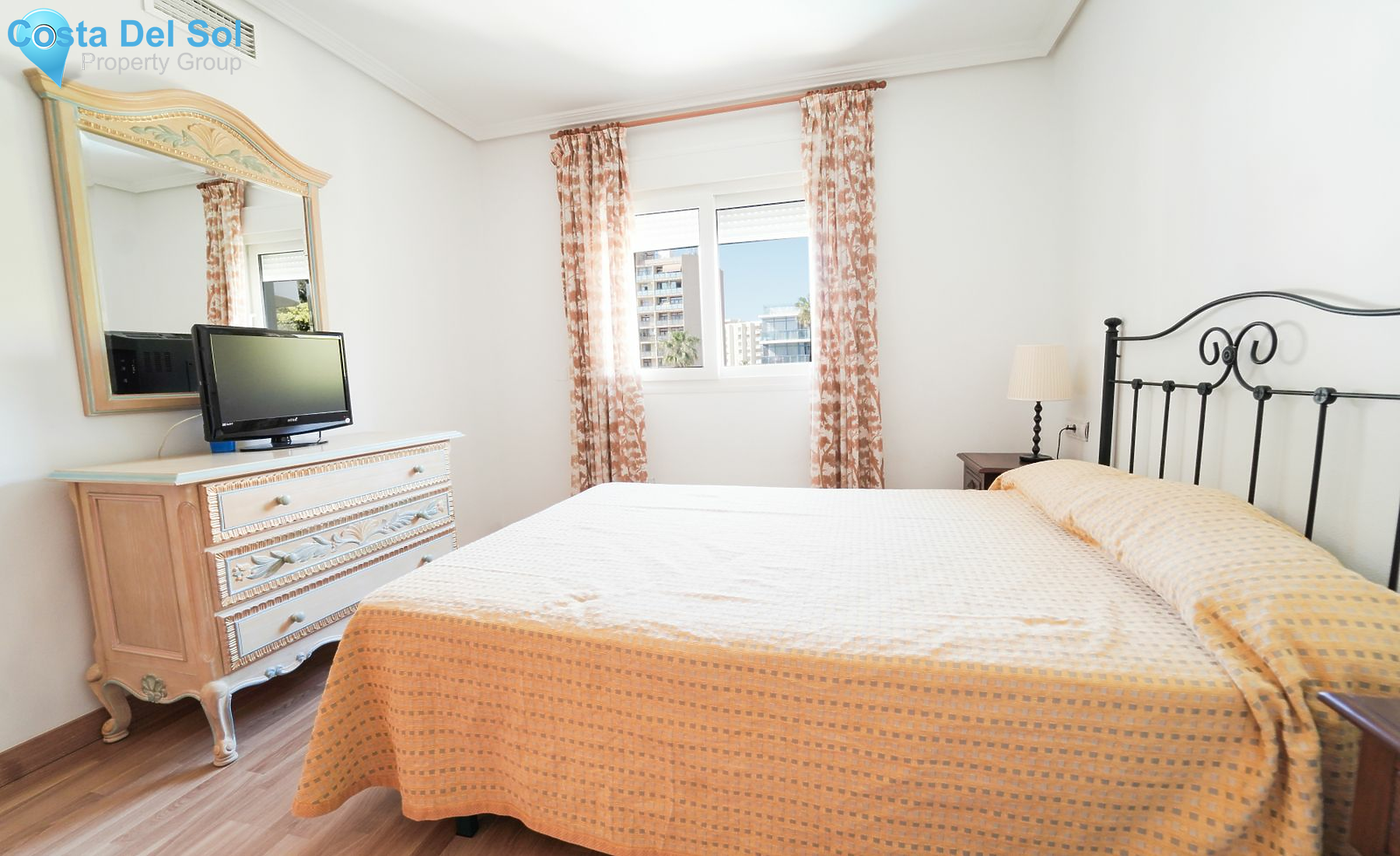 Middle Floor Apartment in Benalmadena Costa-1172784
