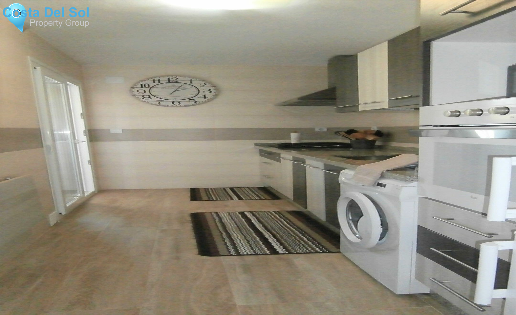 Middle Floor Apartment in Benalmadena Costa-1389317