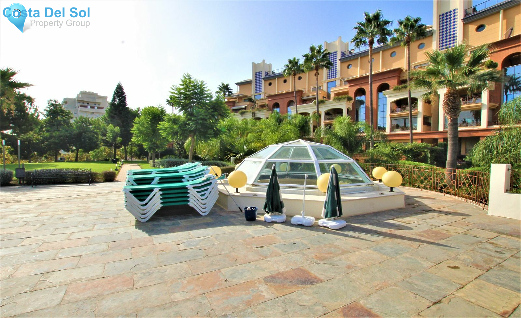 Middle Floor Apartment in Benalmadena Costa-1426780