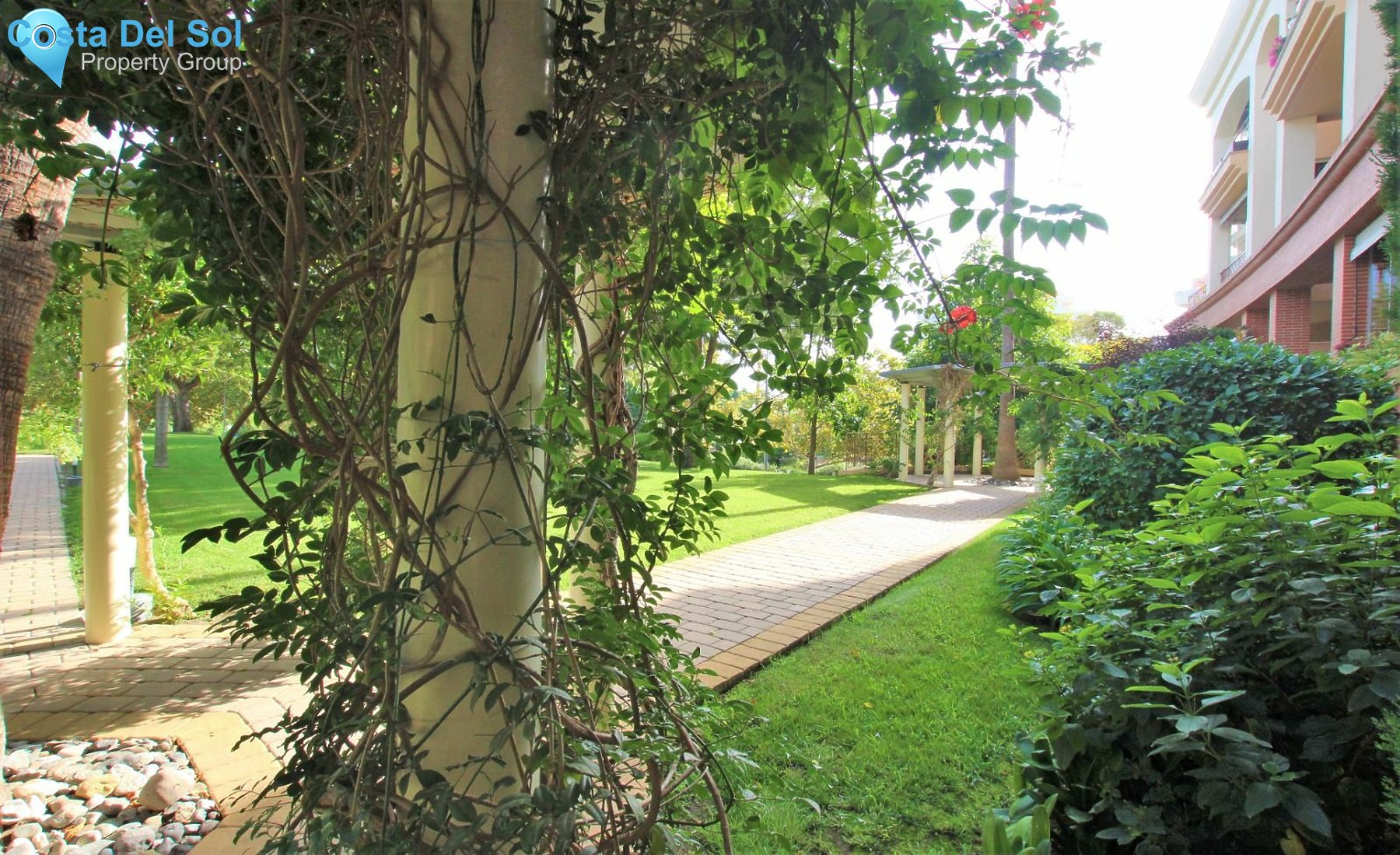 Middle Floor Apartment in Benalmadena Costa-1426781
