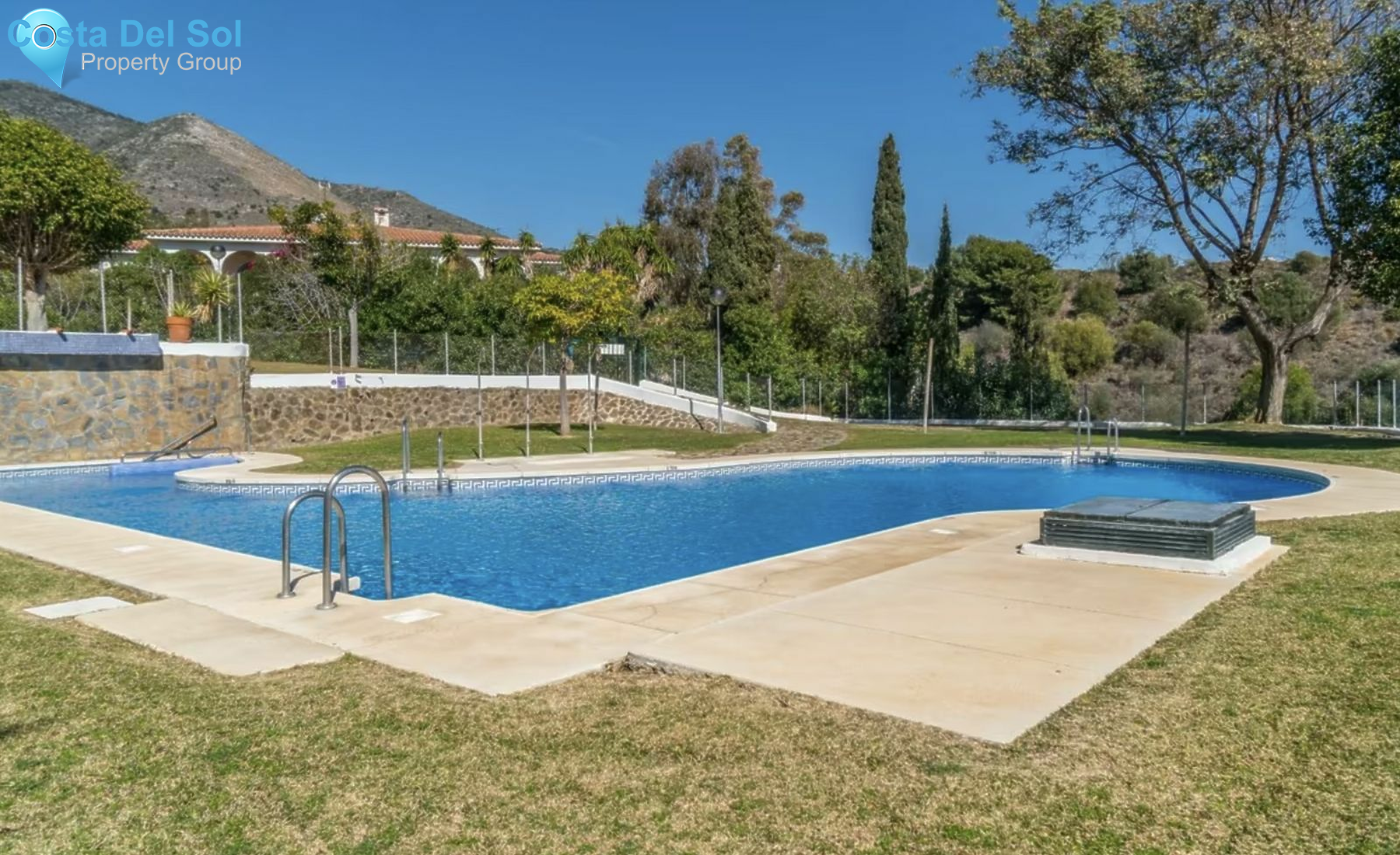 Middle Floor Apartment in Benalmadena Costa-1443707