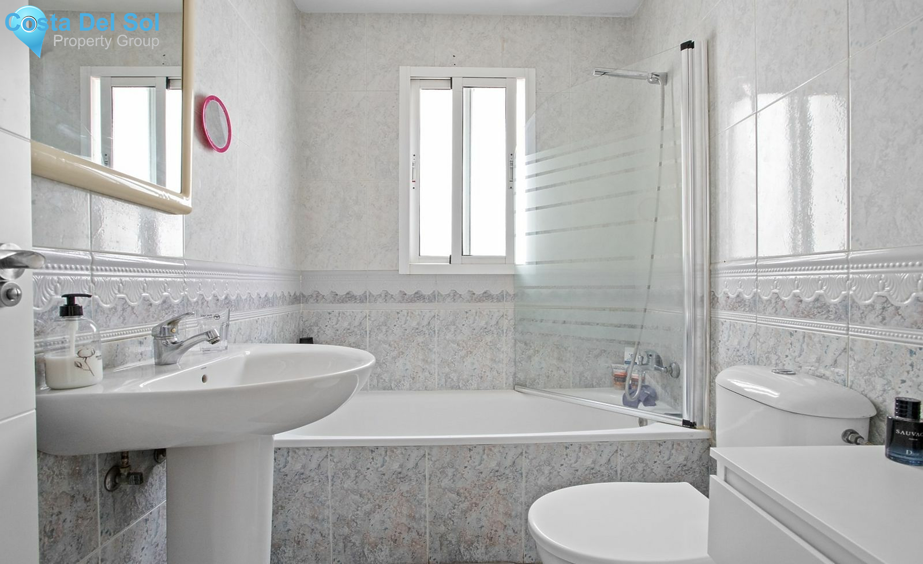 Middle Floor Apartment in Benalmadena Costa-1443711