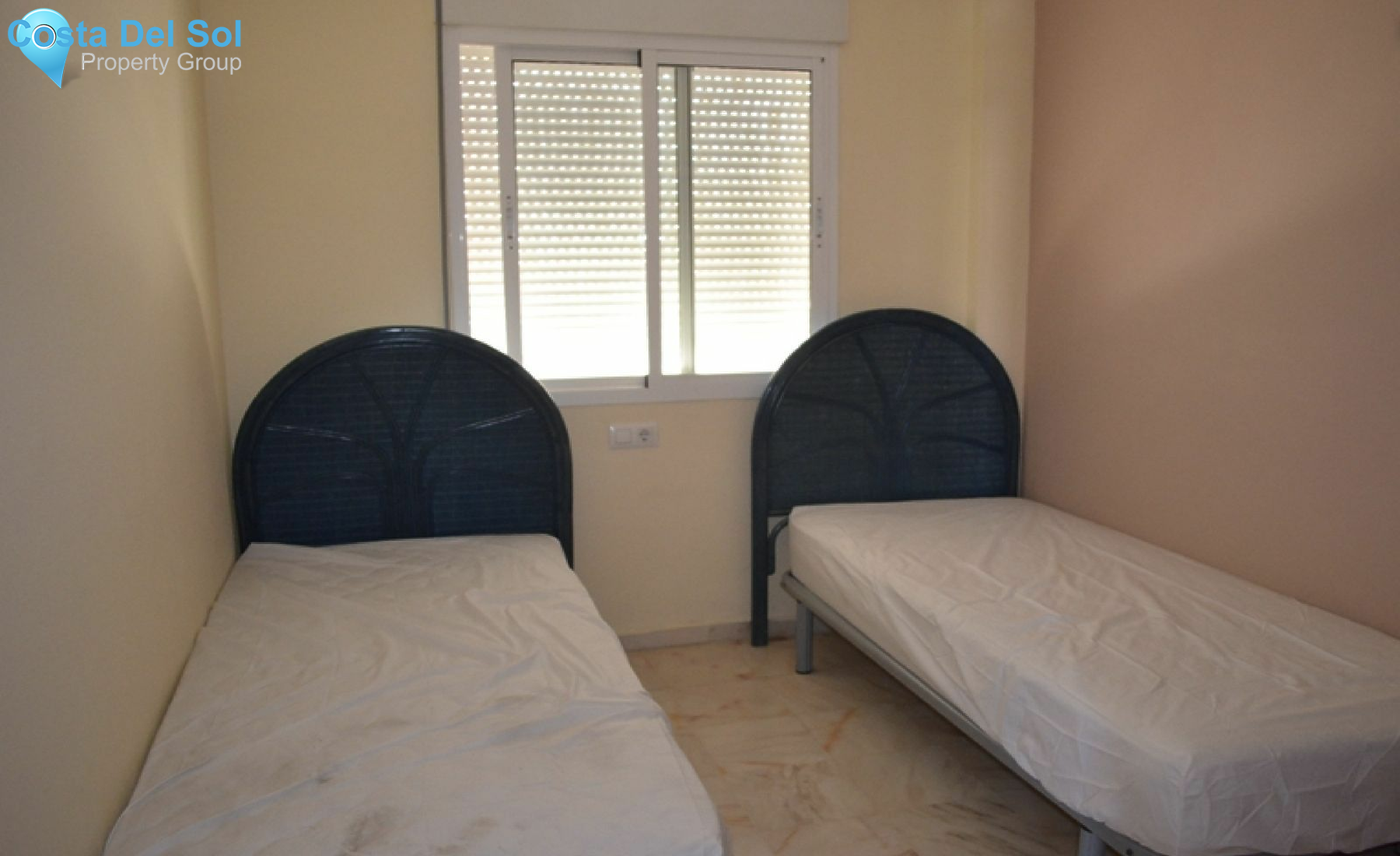 Middle Floor Apartment in Benalmadena Costa-1471509
