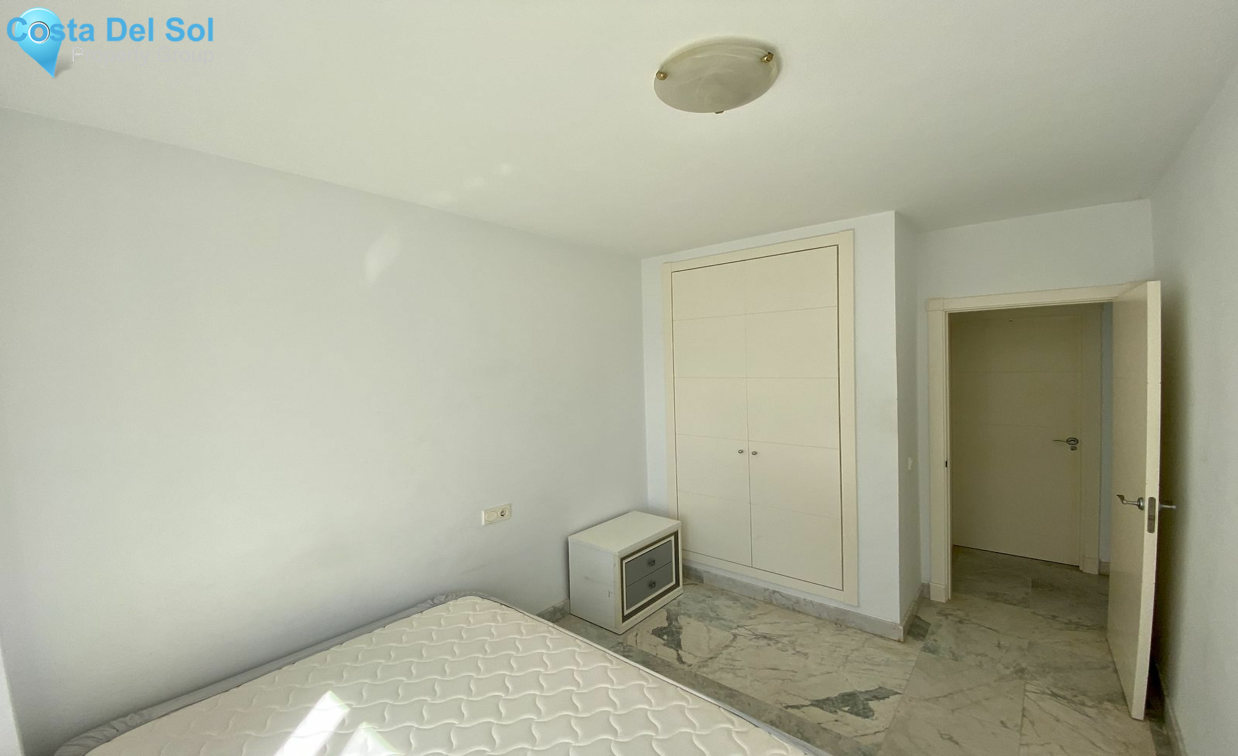 Middle Floor Apartment in Benalmadena Costa-1535172
