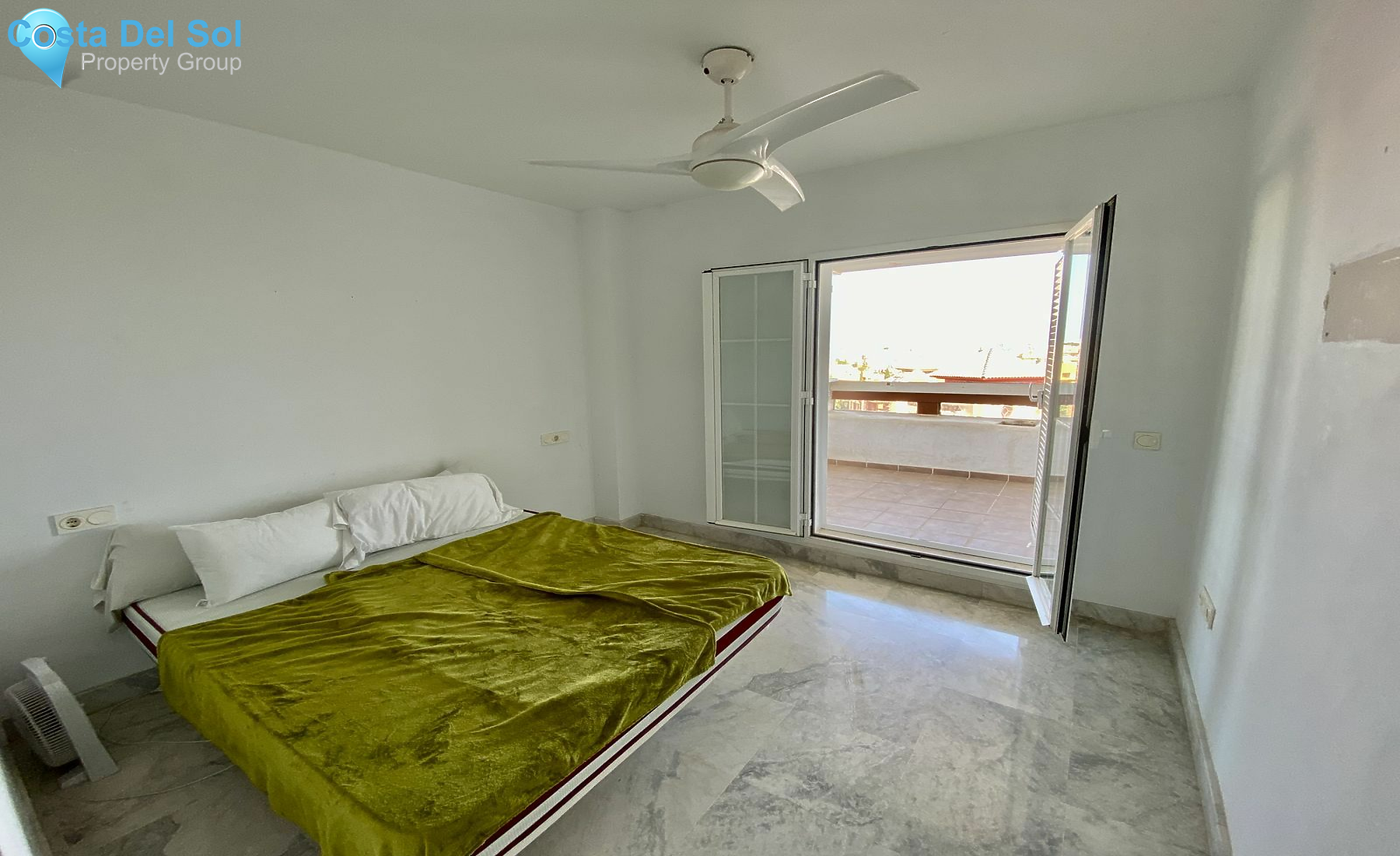 Middle Floor Apartment in Benalmadena Costa-1535169