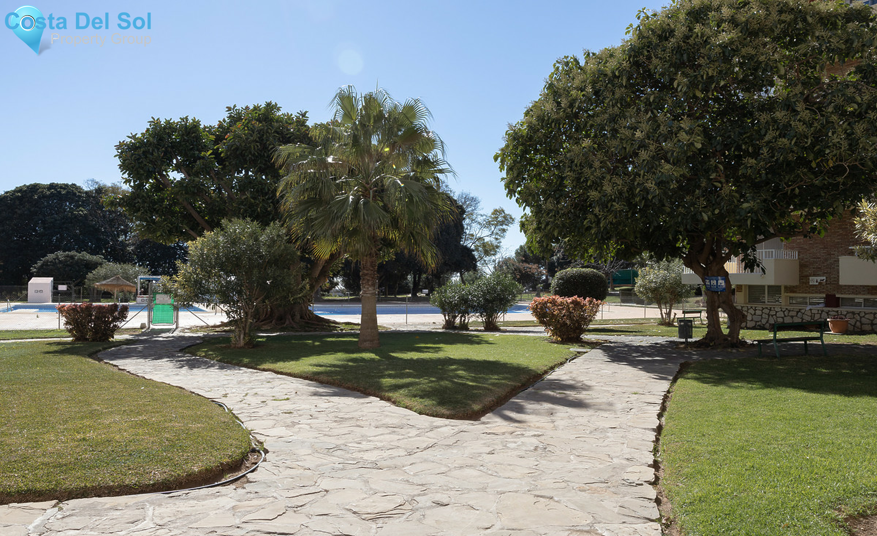 Middle Floor Apartment in Benalmadena-1299417