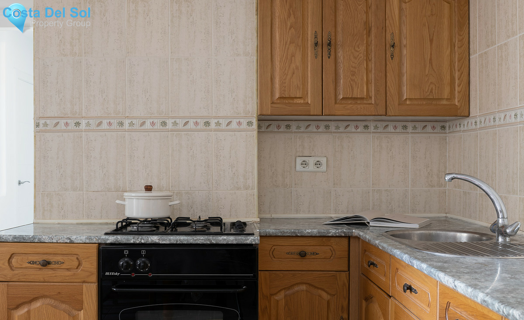 Middle Floor Apartment in Benalmadena-1299412