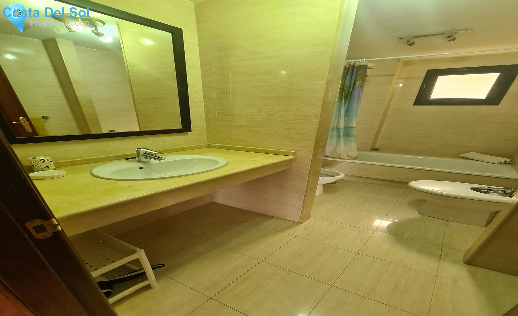 Middle Floor Apartment in Benalmadena-1403615