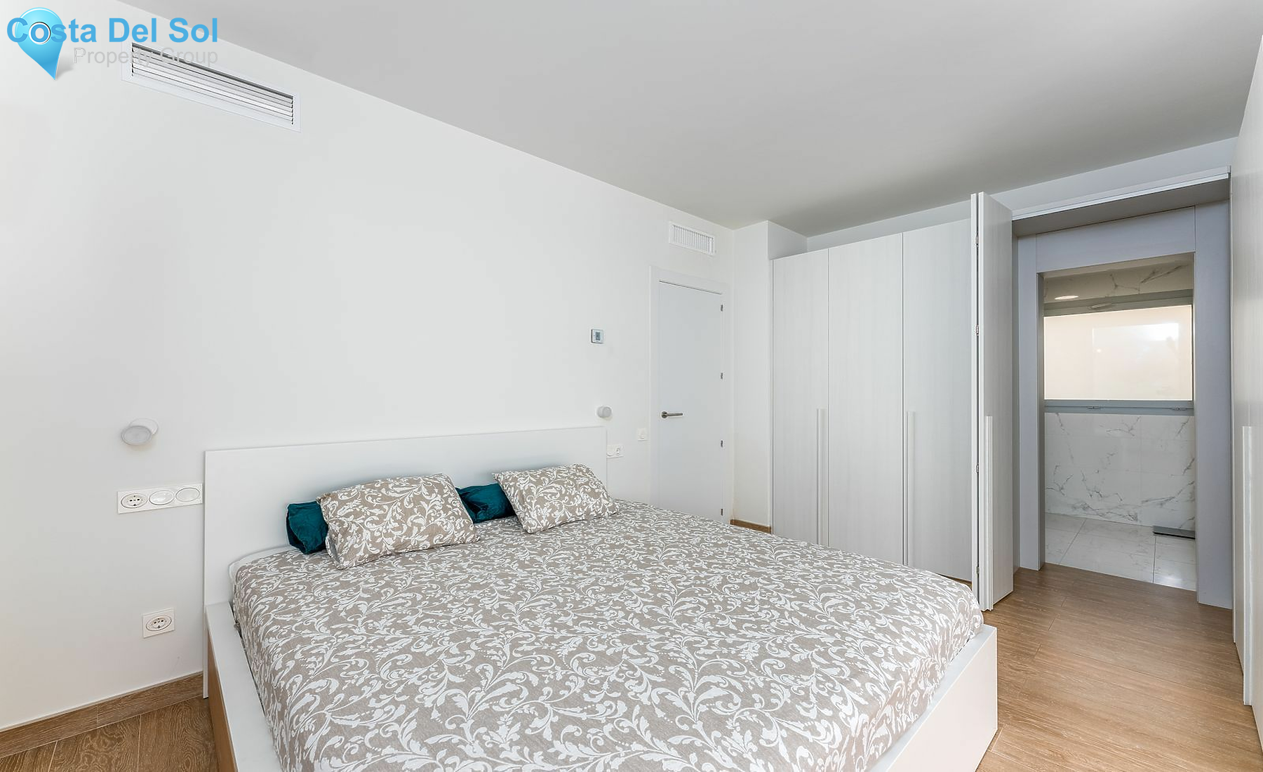 Middle Floor Apartment in Benalmadena-1467436