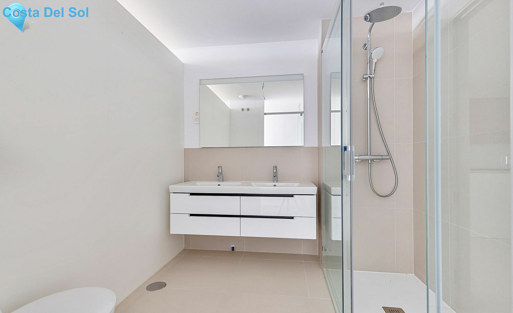 Middle Floor Apartment in Benalmadena-1487397