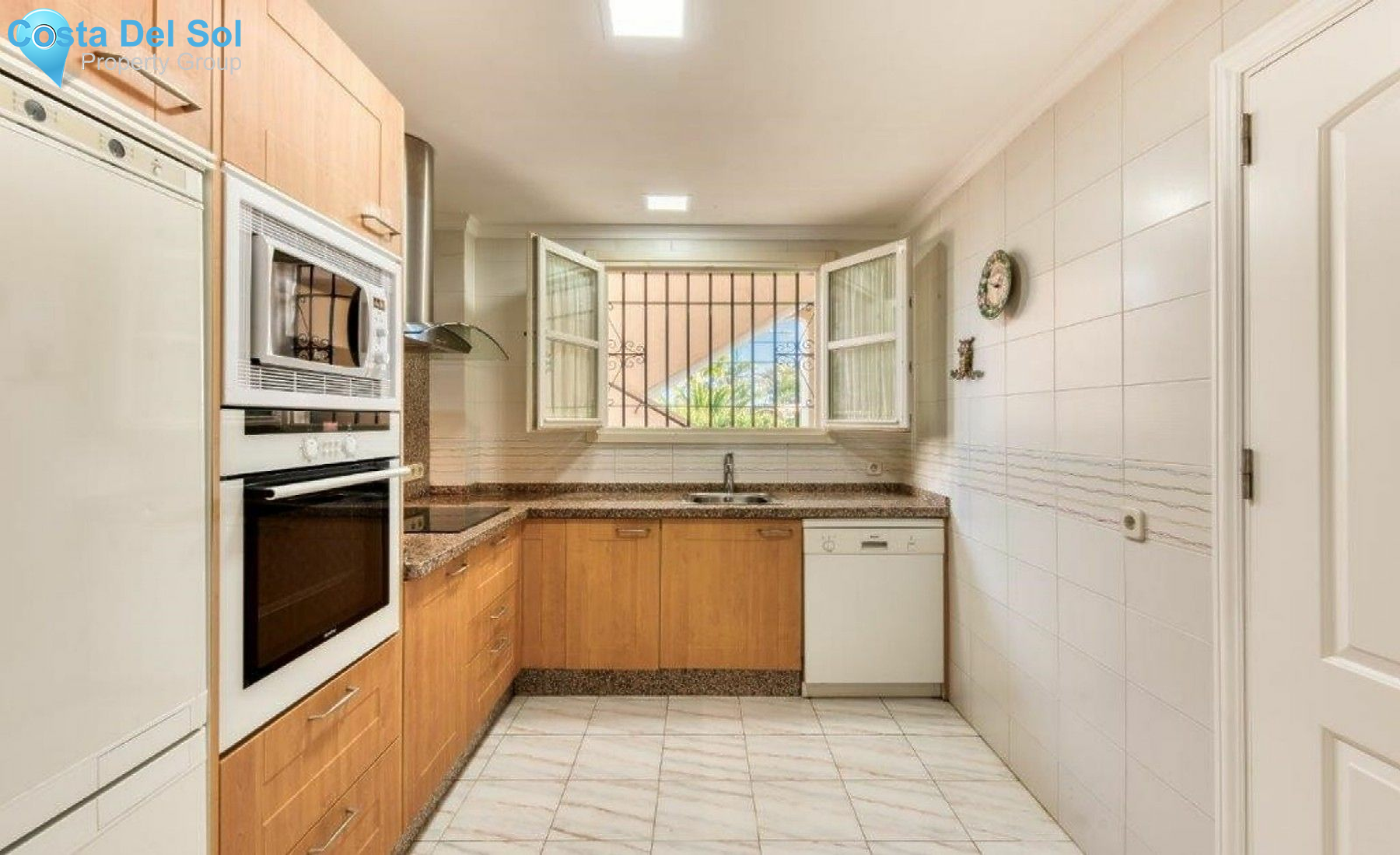 Middle Floor Apartment in Benavista-1548501