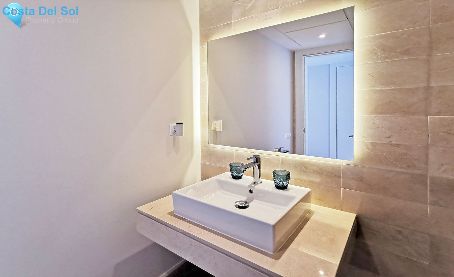 Middle Floor Apartment in Cabopino-1557978