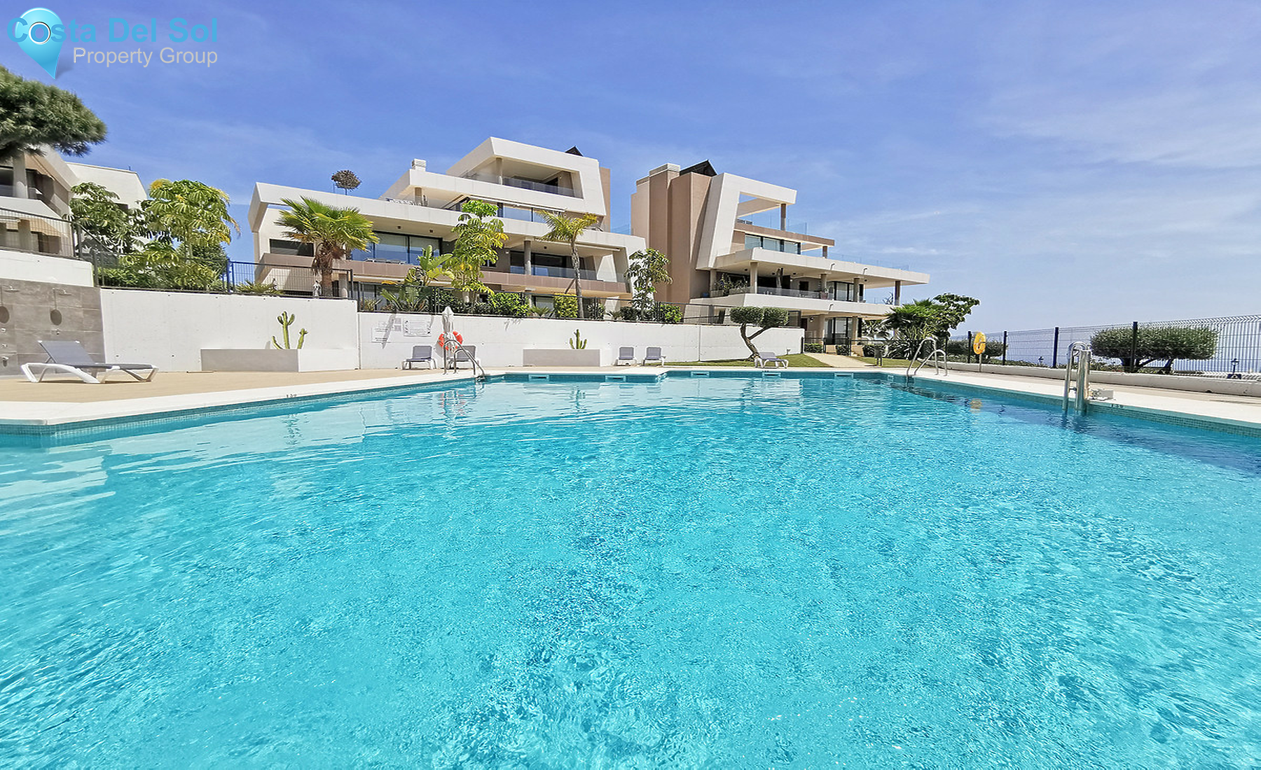 Middle Floor Apartment in Cabopino-1557969