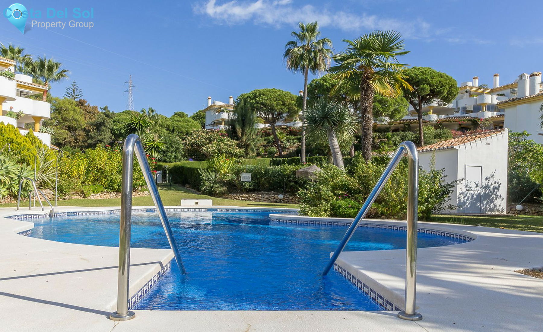 Middle Floor Apartment in Calahonda-1257724