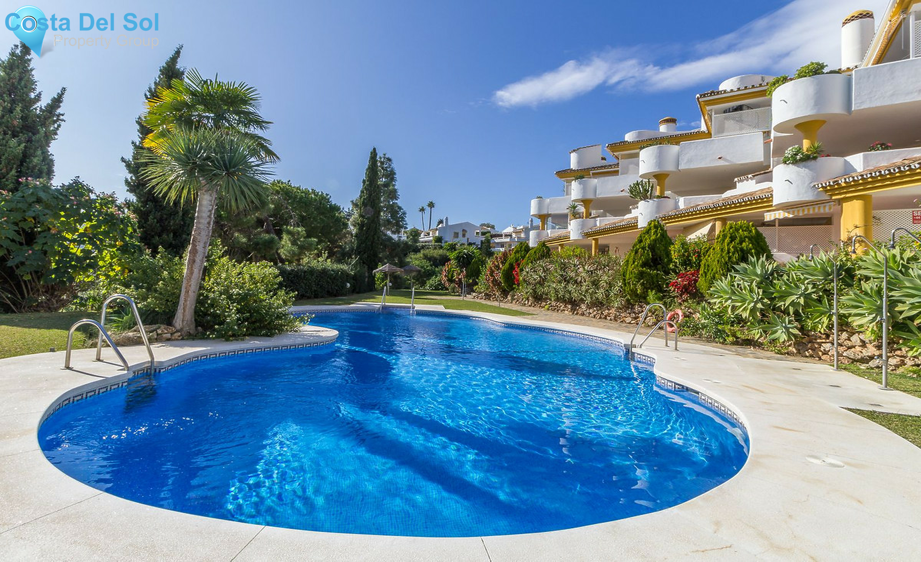 Middle Floor Apartment in Calahonda-1257725