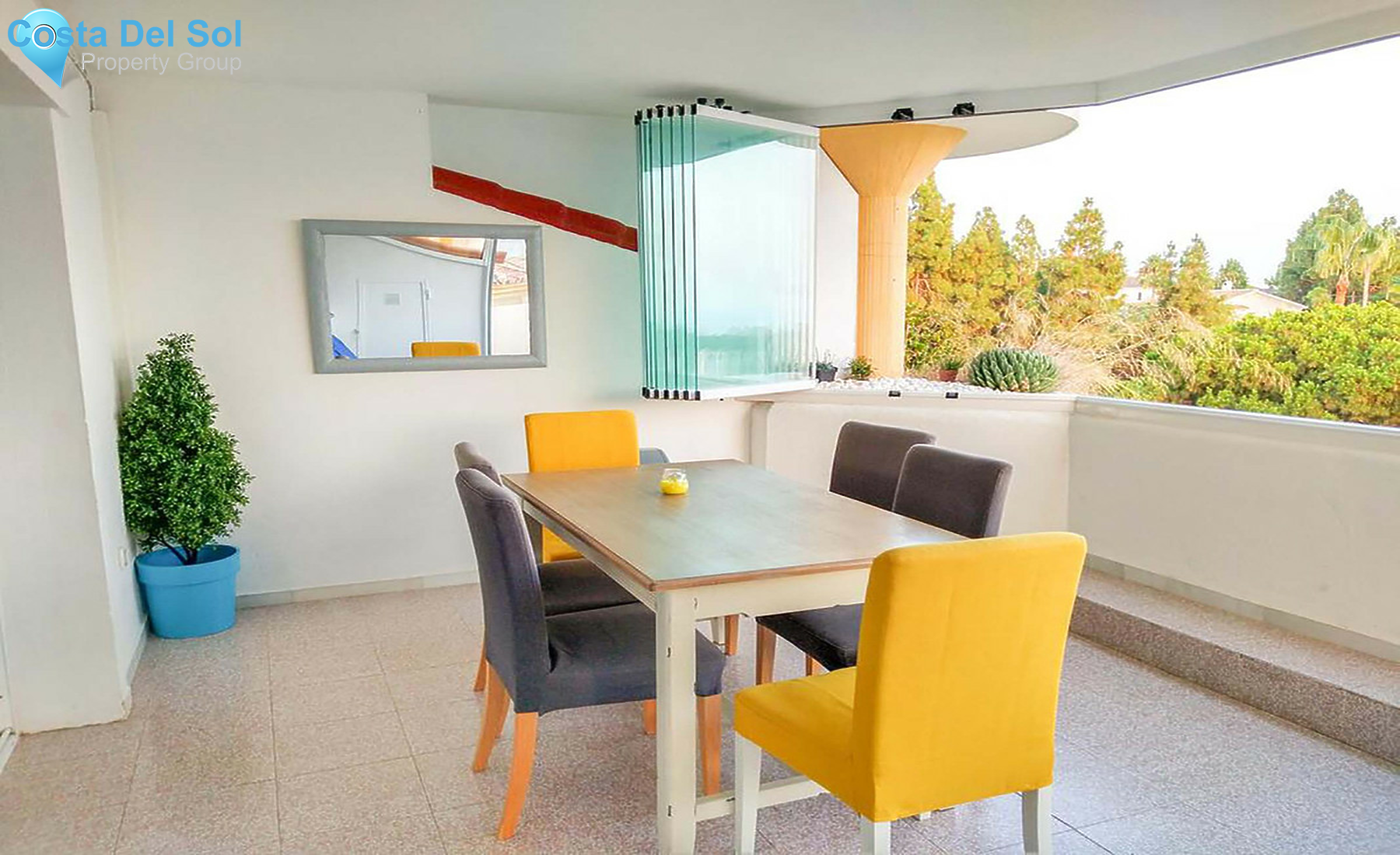 Middle Floor Apartment in Calahonda-1268880