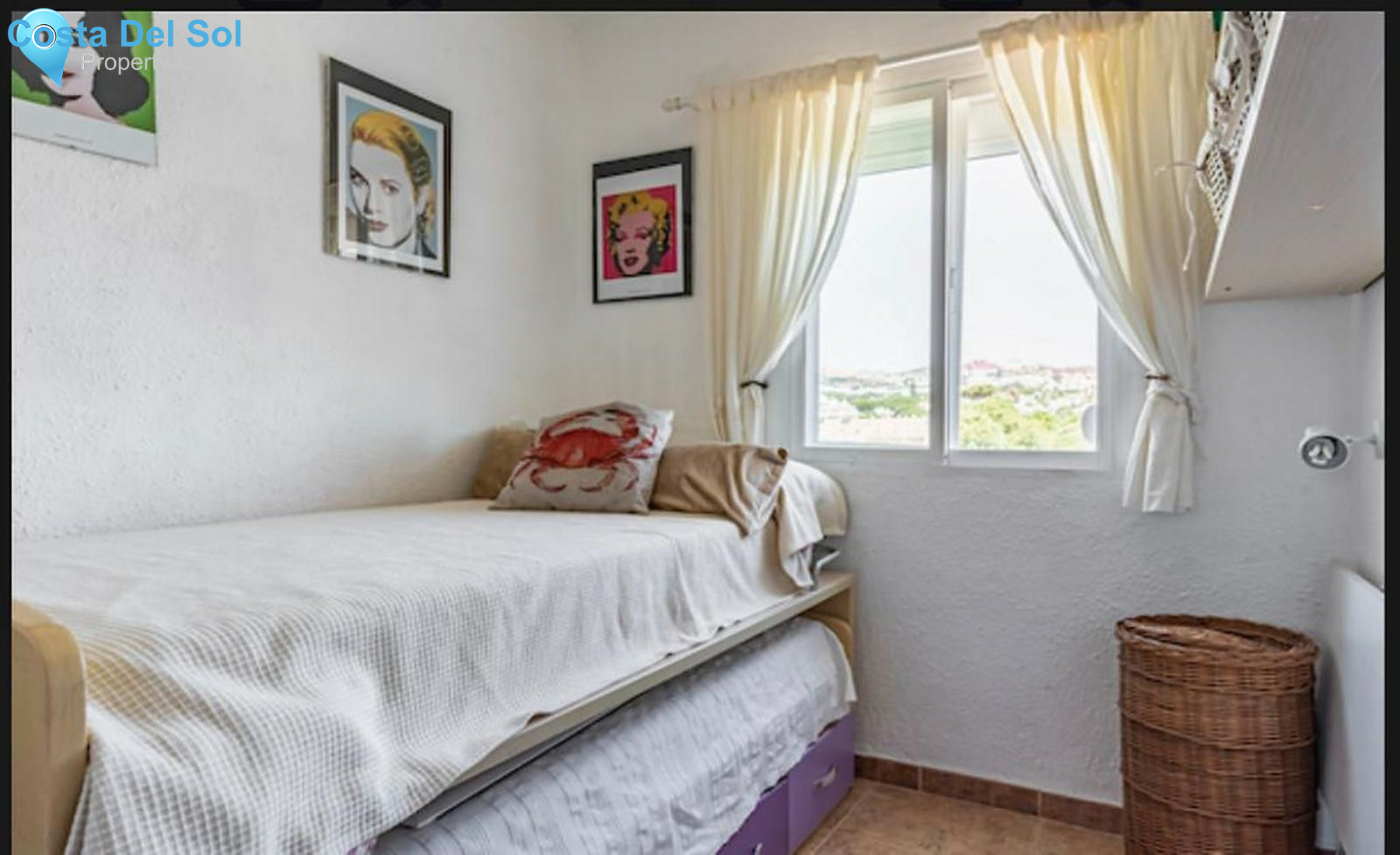 Middle Floor Apartment in Calahonda-1408989