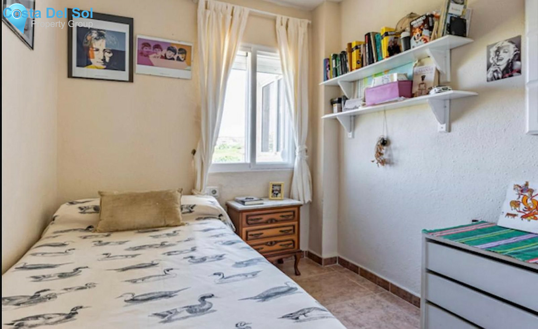 Middle Floor Apartment in Calahonda-1408990