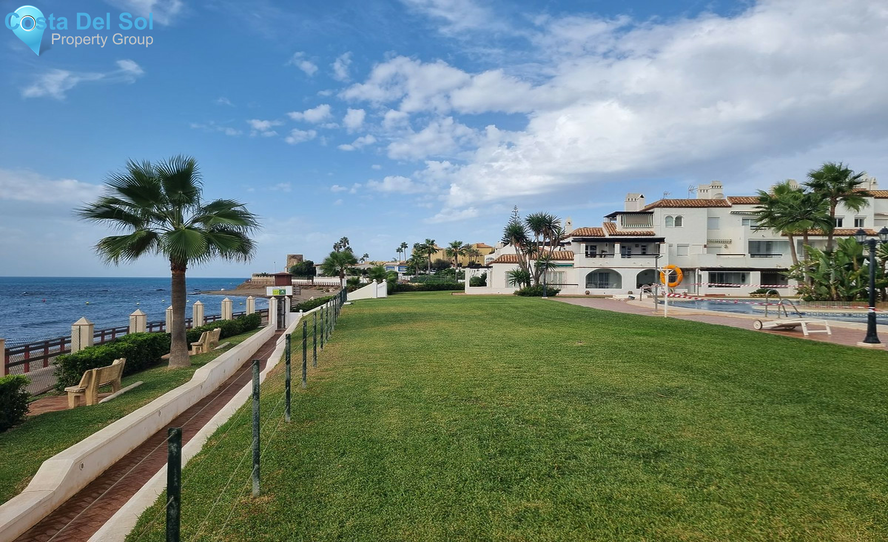 Middle Floor Apartment in Calahonda