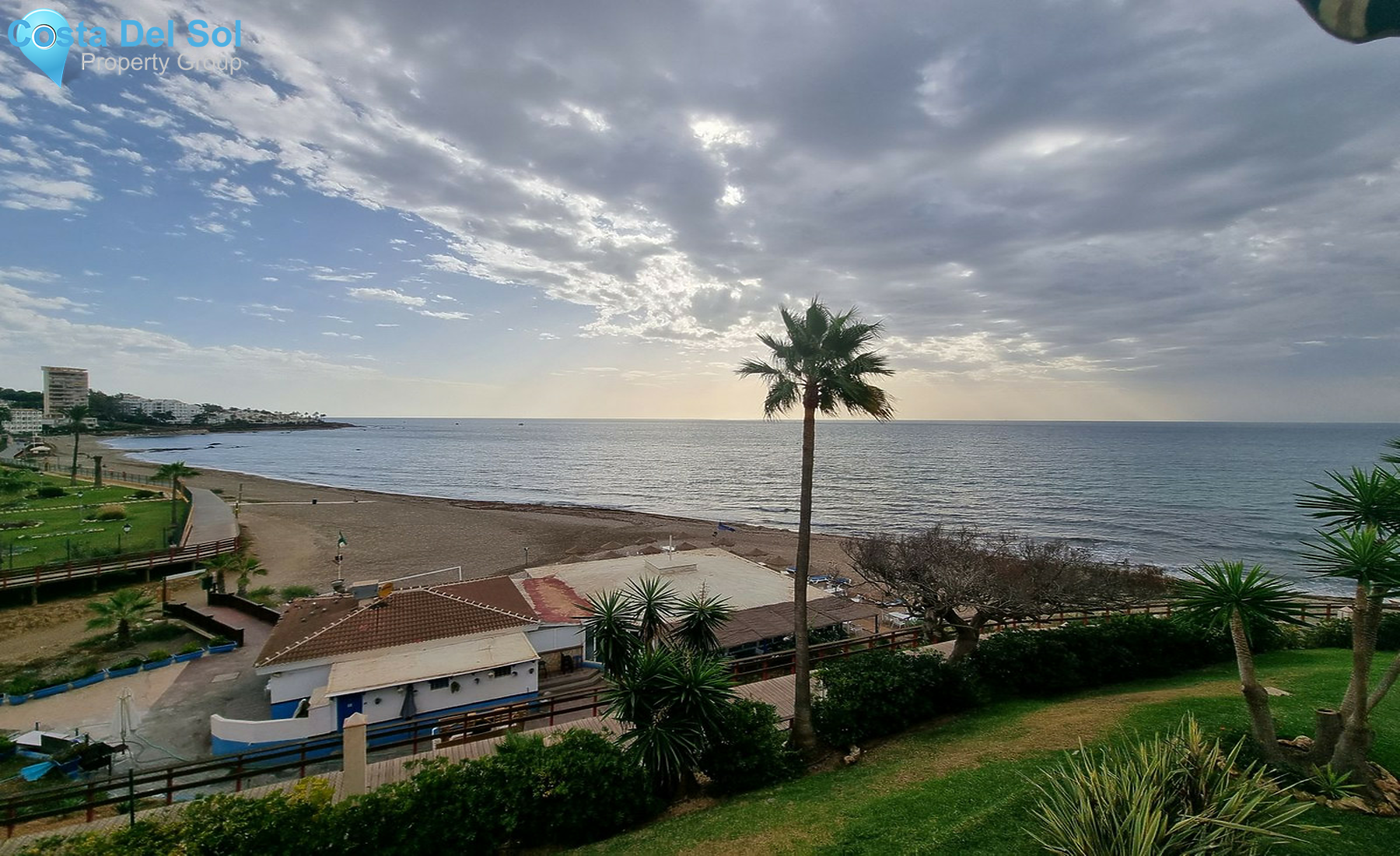 Middle Floor Apartment in Calahonda-1452972