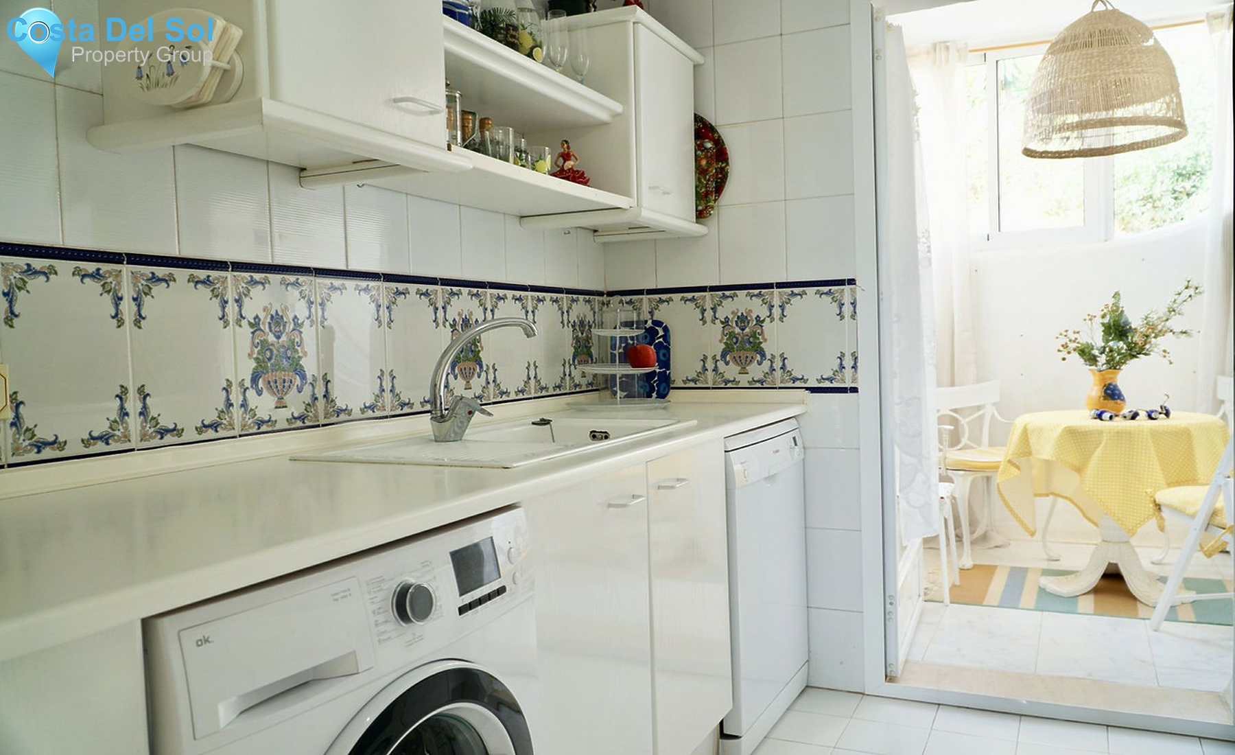 Middle Floor Apartment in Calahonda-1475756