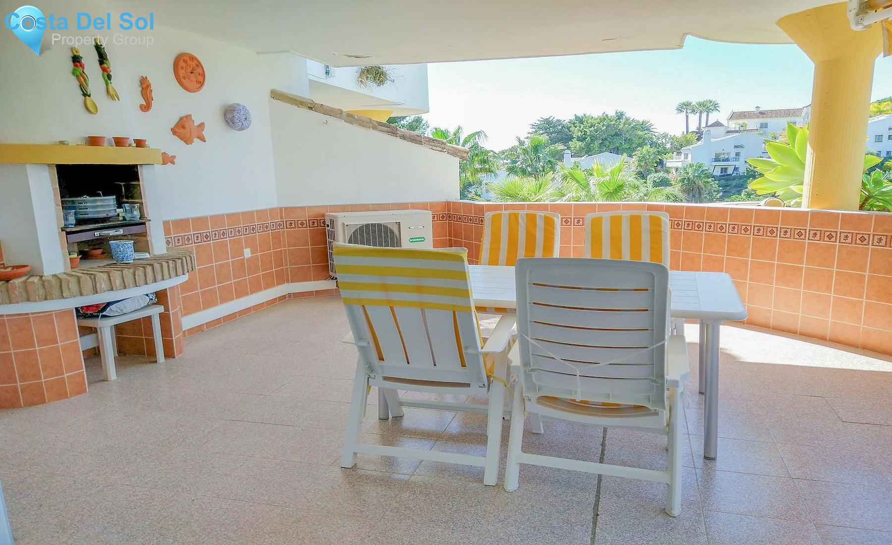 Middle Floor Apartment in Calahonda-1130408