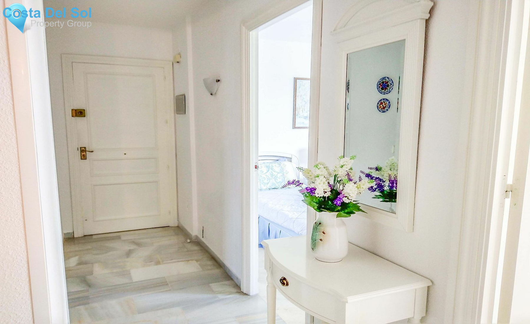 Middle Floor Apartment in Calahonda-1130410