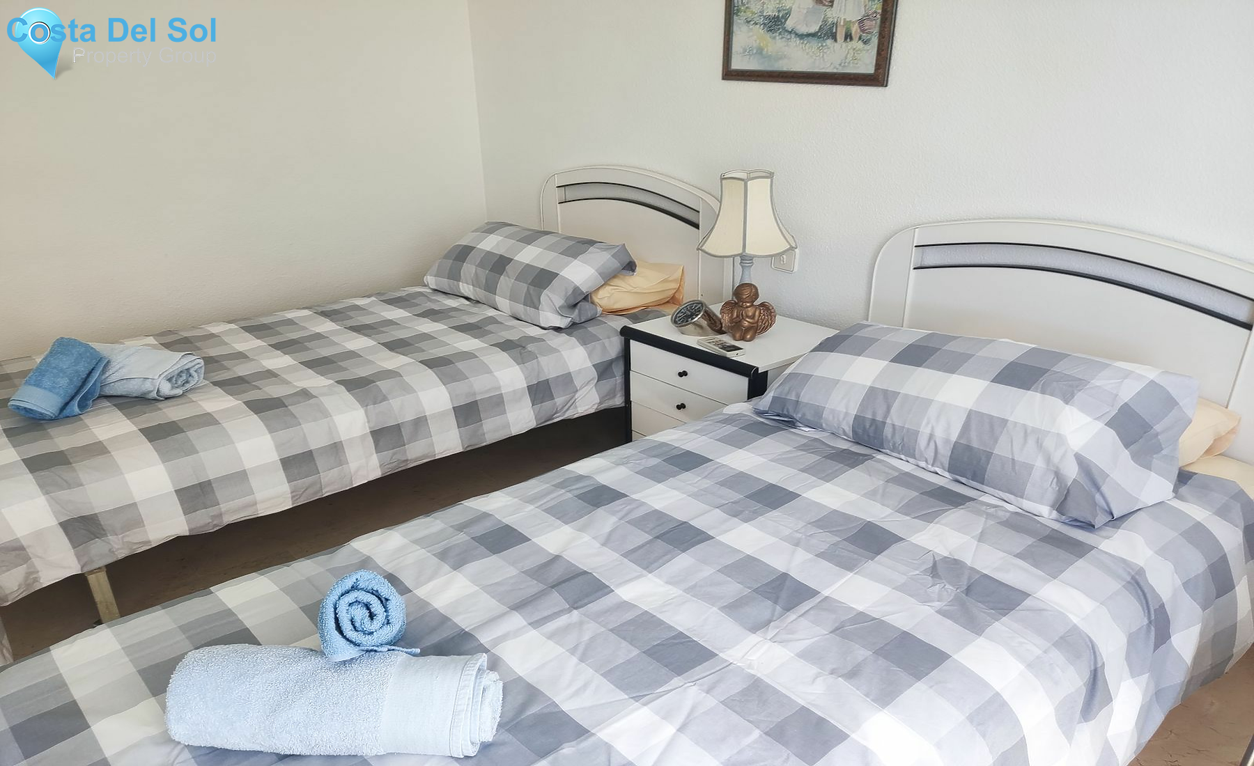 Middle Floor Apartment in Calahonda-1130416