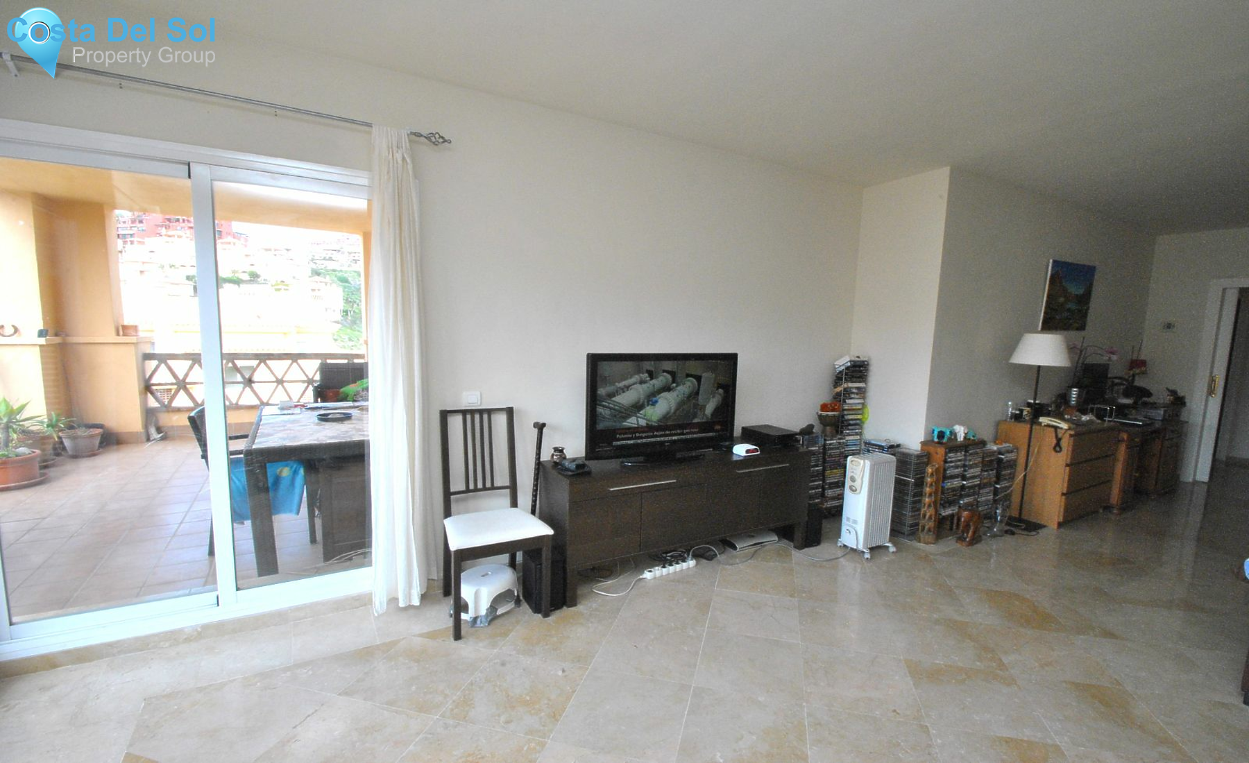 Middle Floor Apartment in Calahonda-1141024