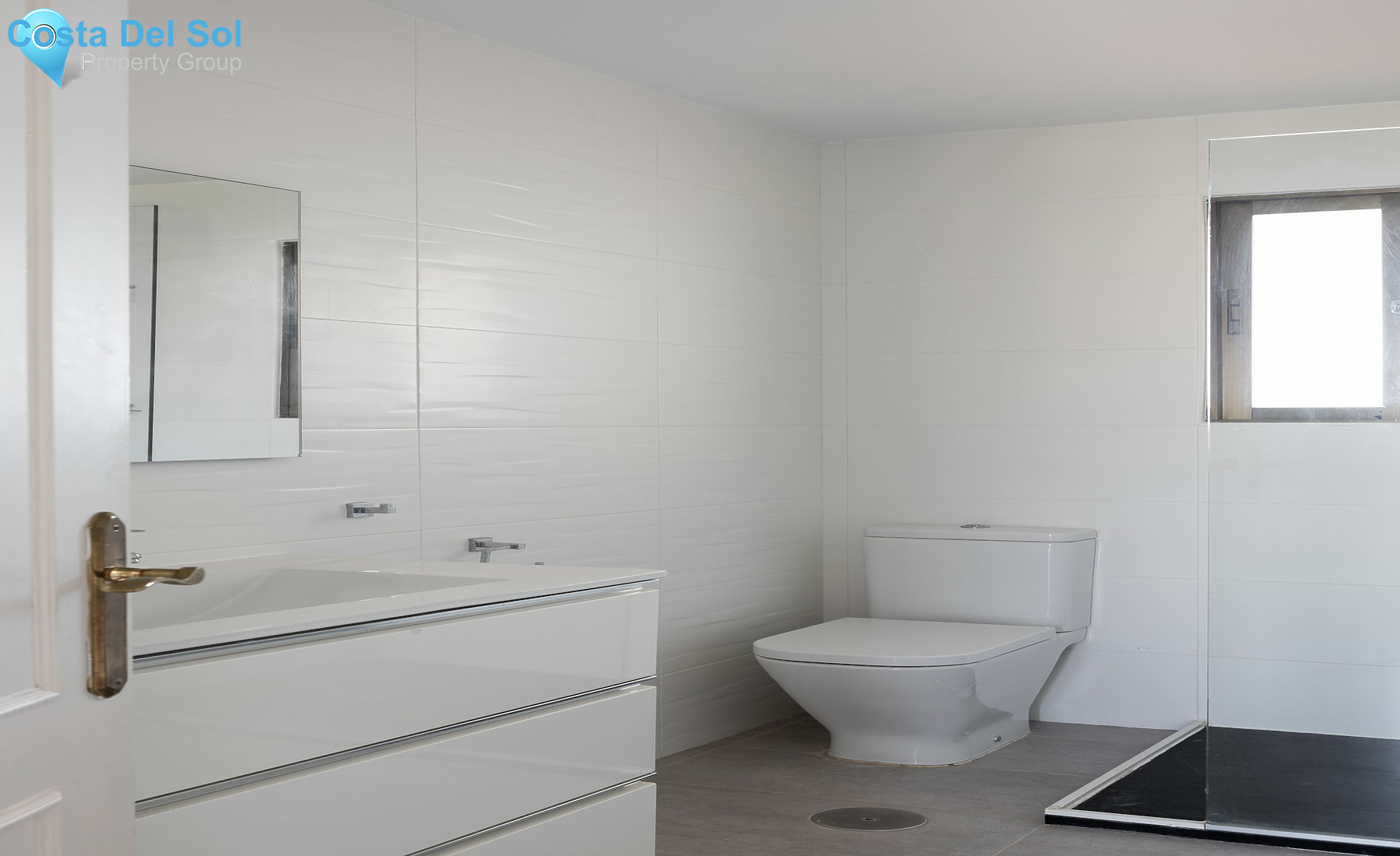 Middle Floor Apartment in Calahonda-1182024