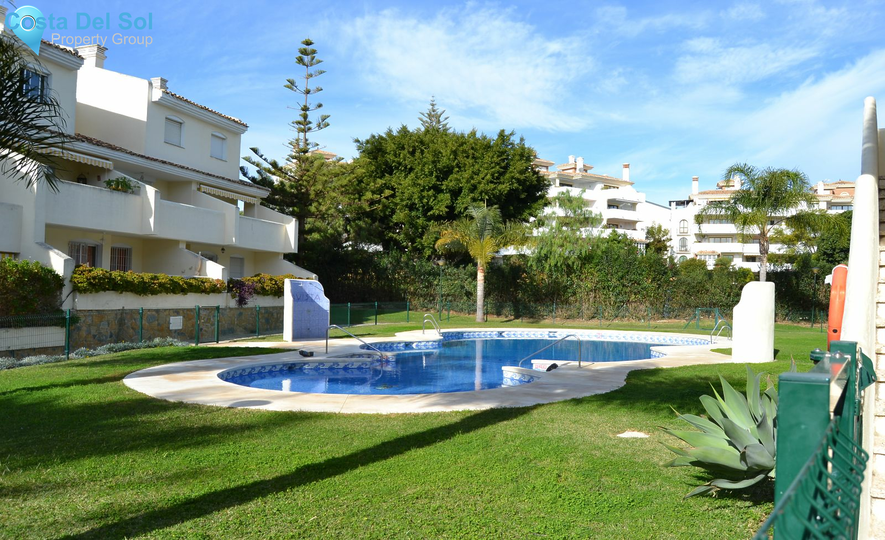 Middle Floor Apartment in Calahonda